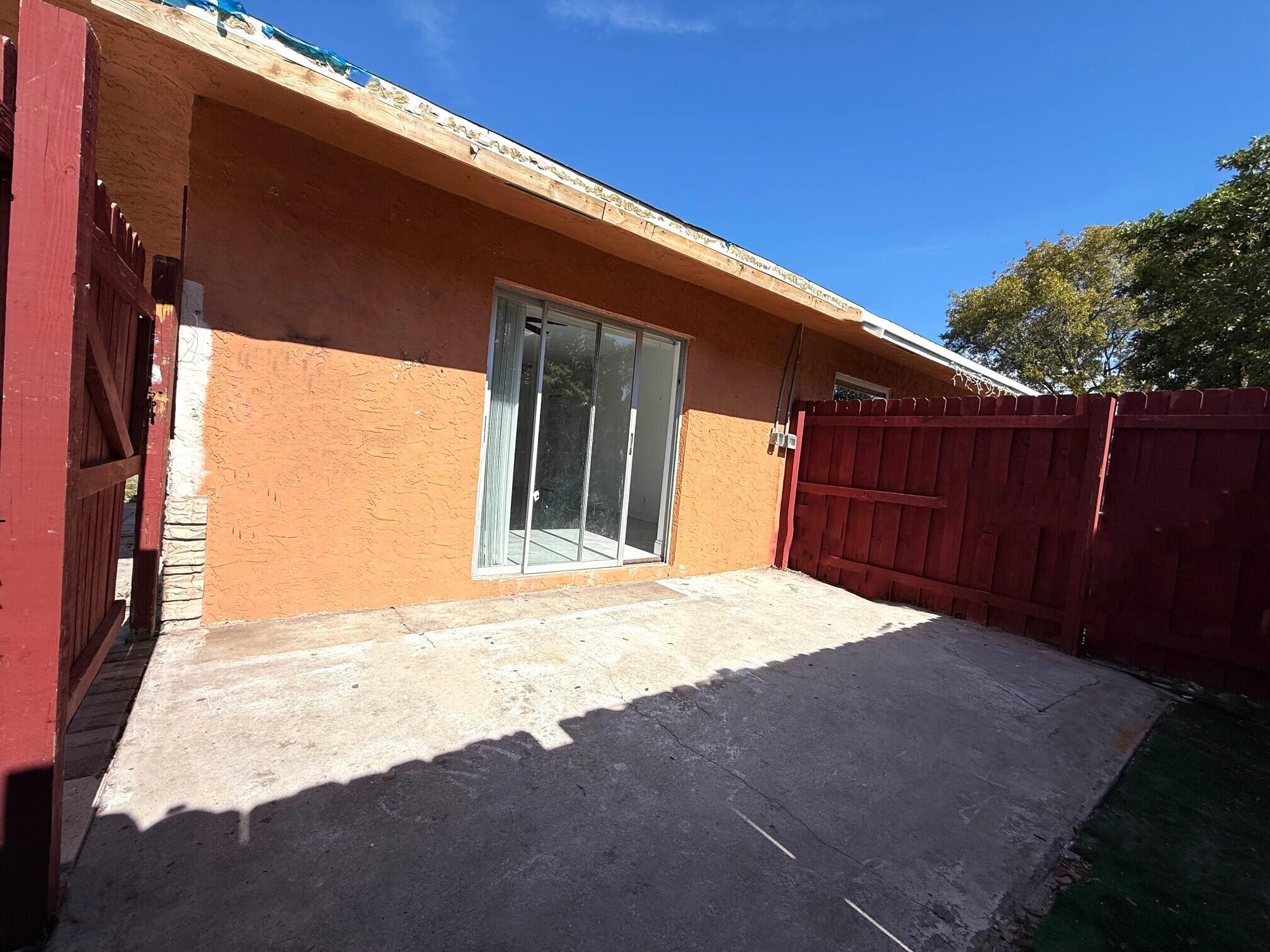 Olive Glen - Residential Lease