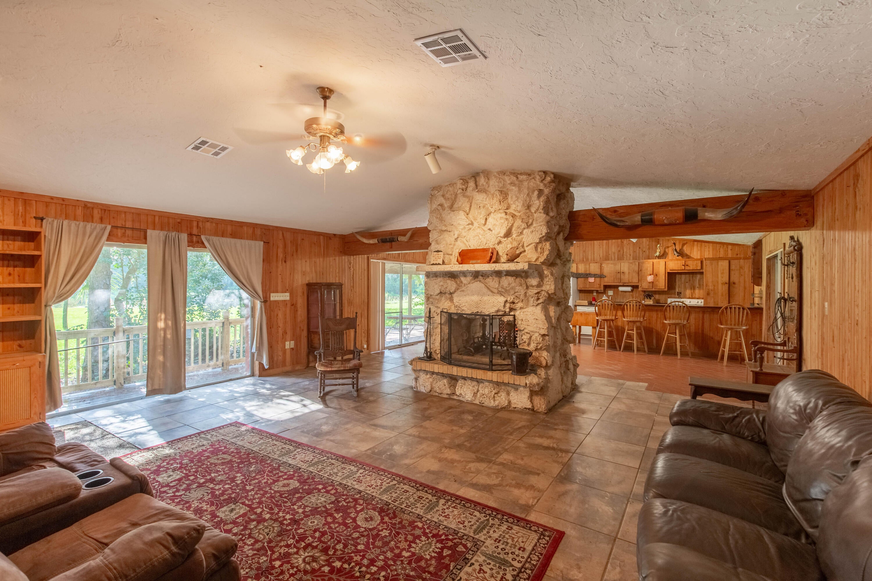 2833 F Road