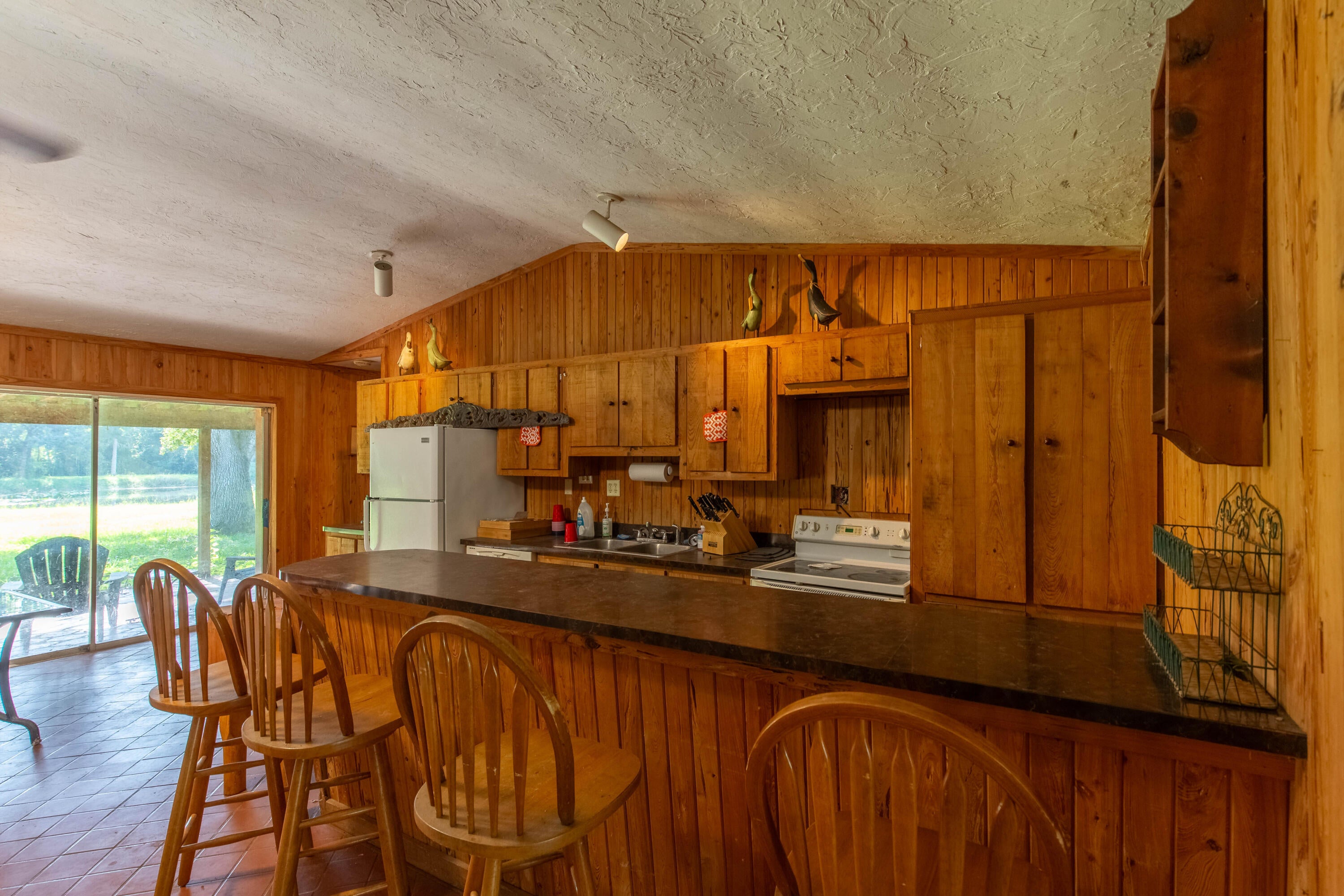 2833 F Road