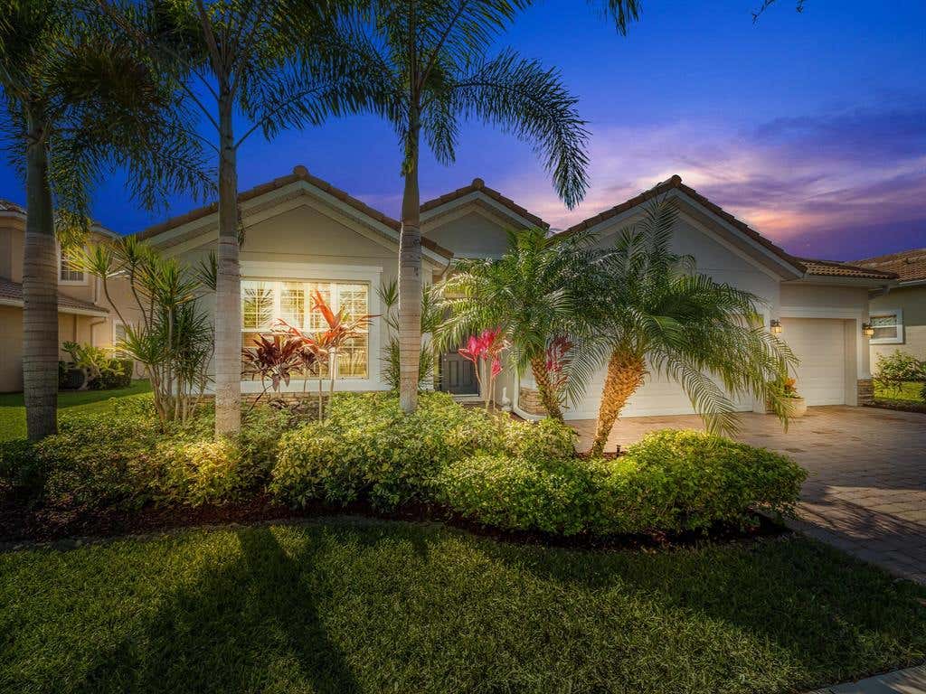 Photo of 11679 SW Aventino Drive, Port St Lucie, FL 34987 (MLS # R10872774)