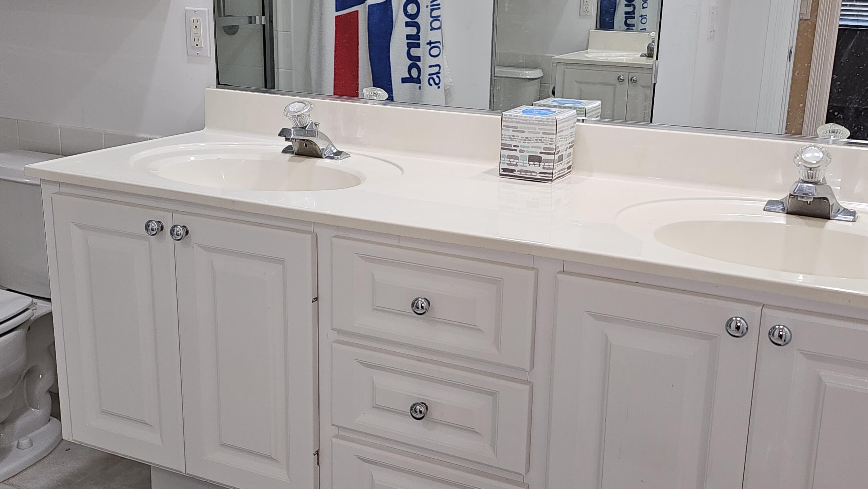 DOUBLE TREE - Residential Lease