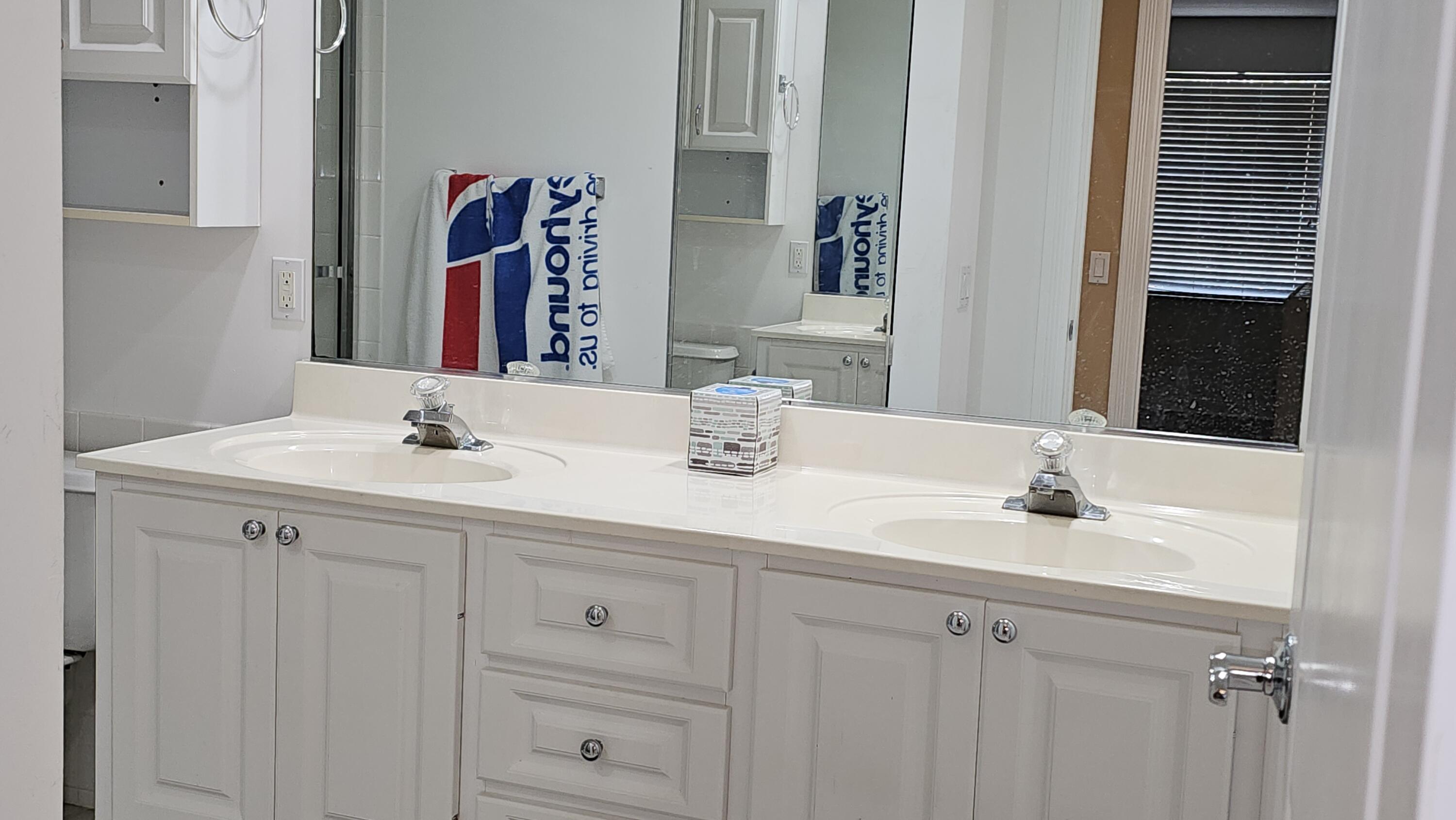 DOUBLE TREE - Residential Lease