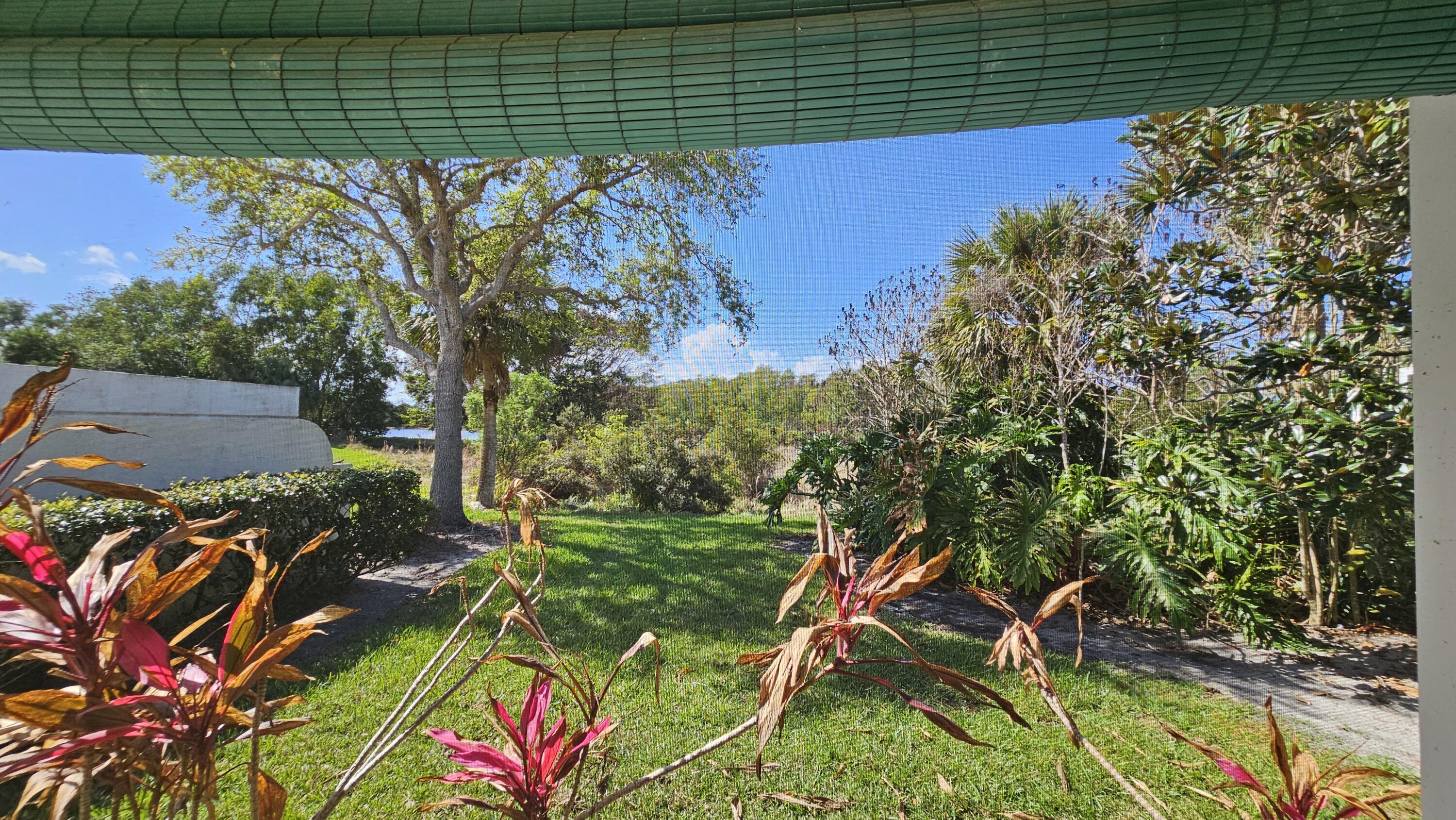 DOUBLE TREE - Residential Lease