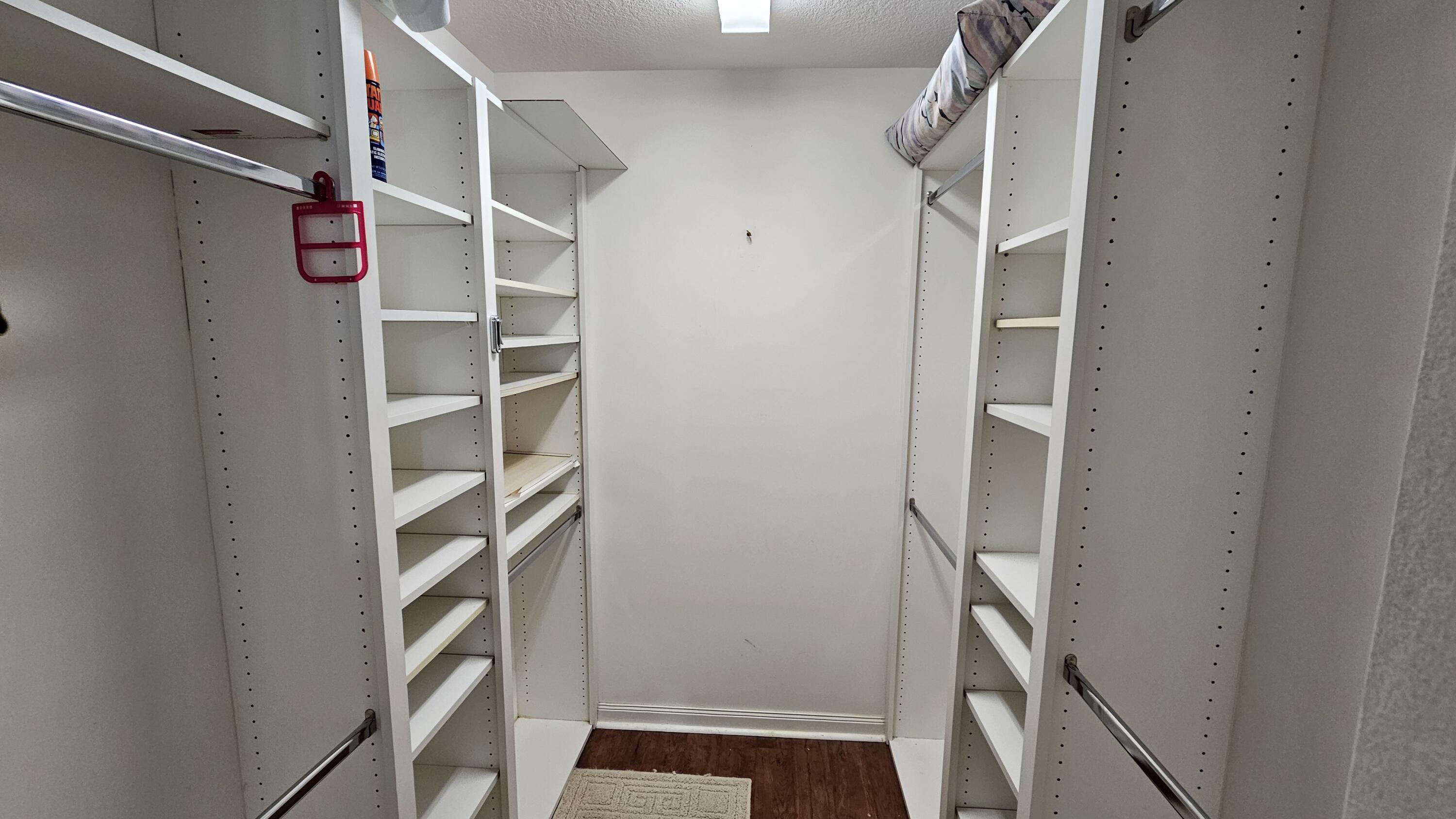 DOUBLE TREE - Residential Lease