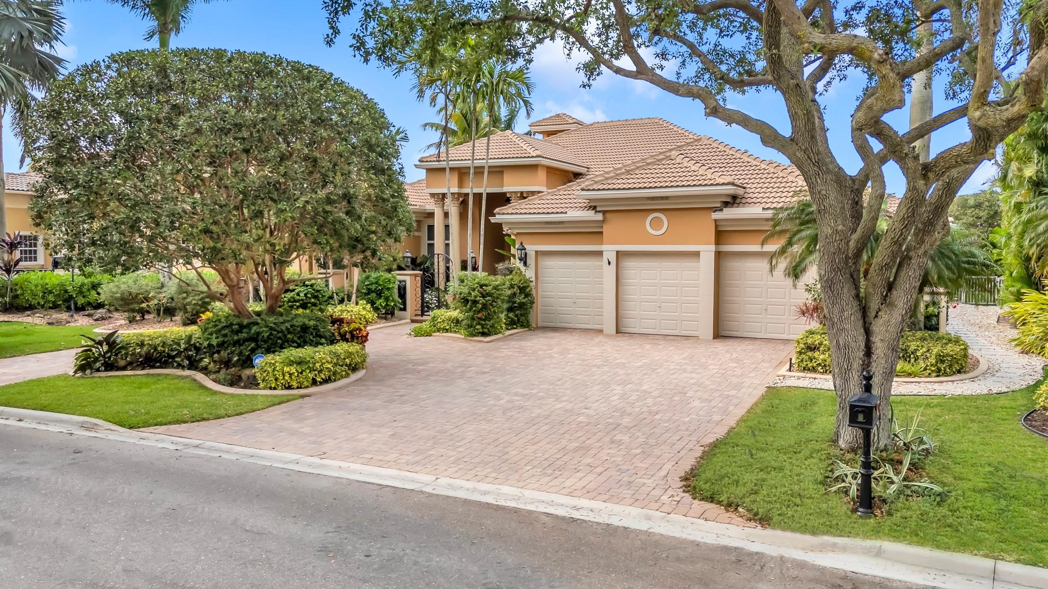 6327 NW 120th Dr