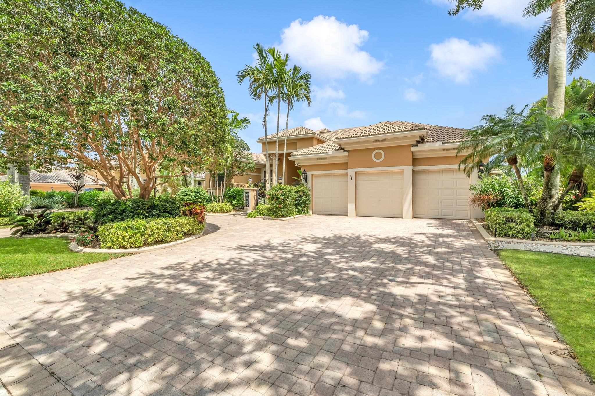 6327 NW 120th Dr