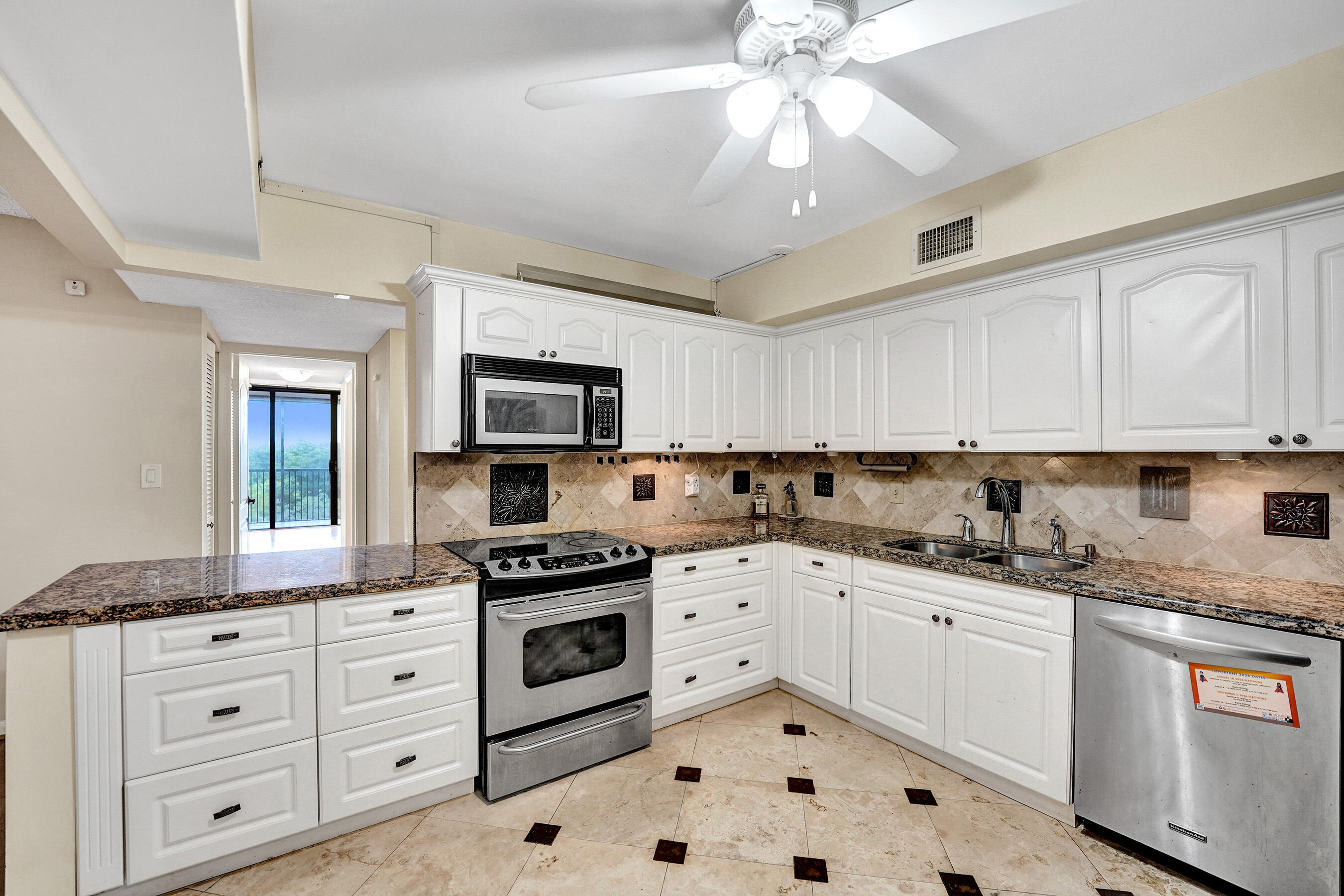 GRANDVIEW AT EMERALD HILLS CONDO - Residential