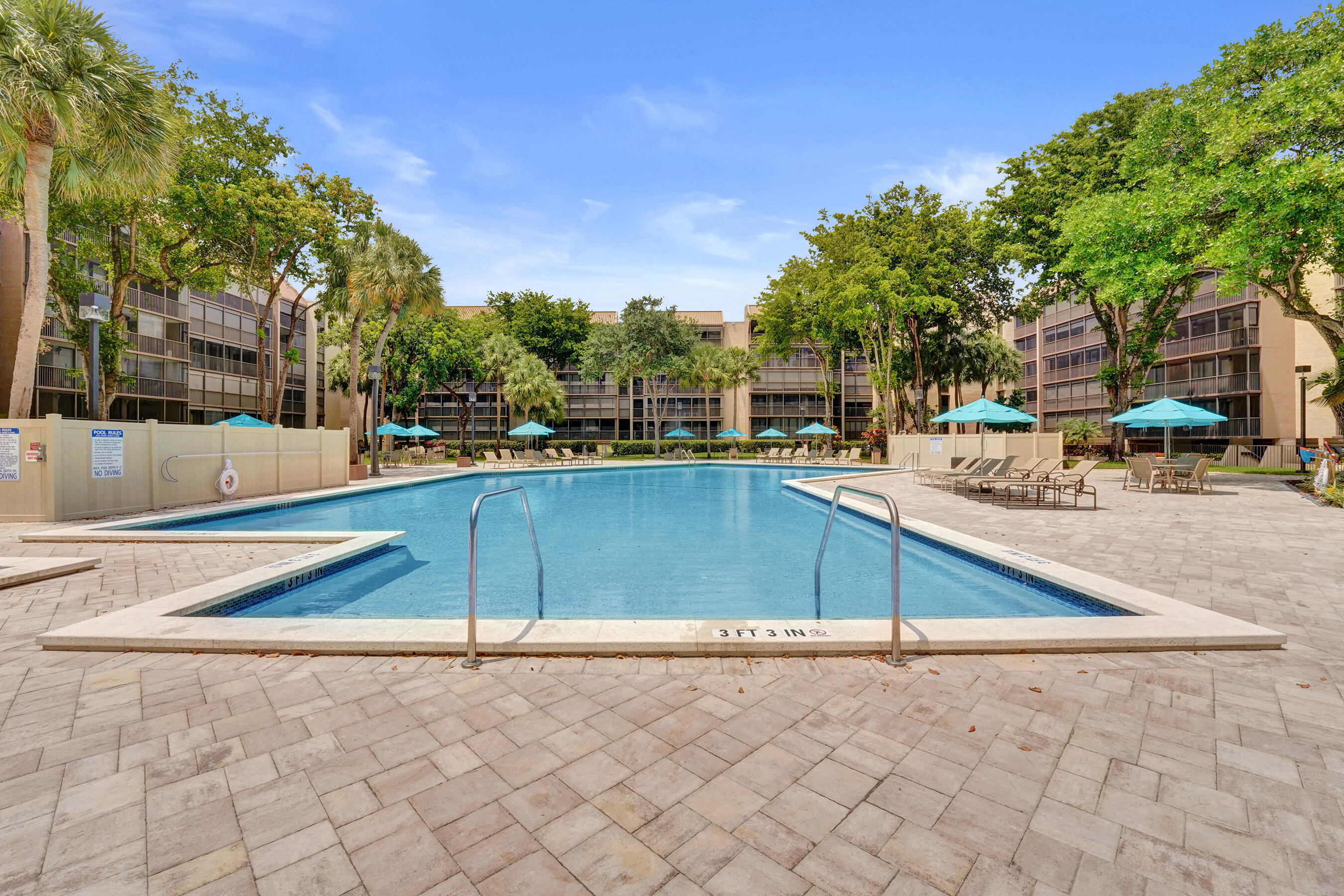 GRANDVIEW AT EMERALD HILLS CONDO - Residential