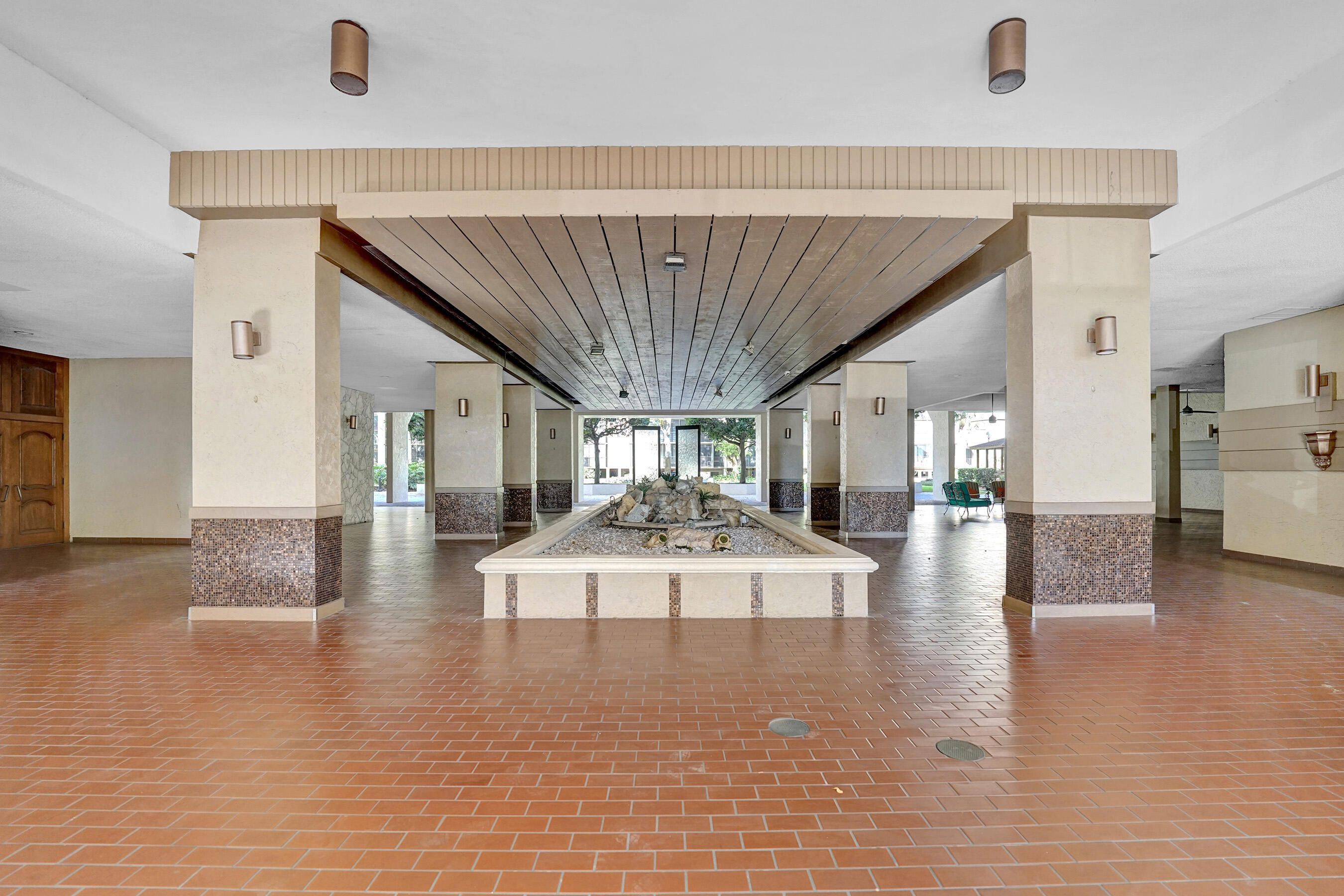 GRANDVIEW AT EMERALD HILLS CONDO - Residential