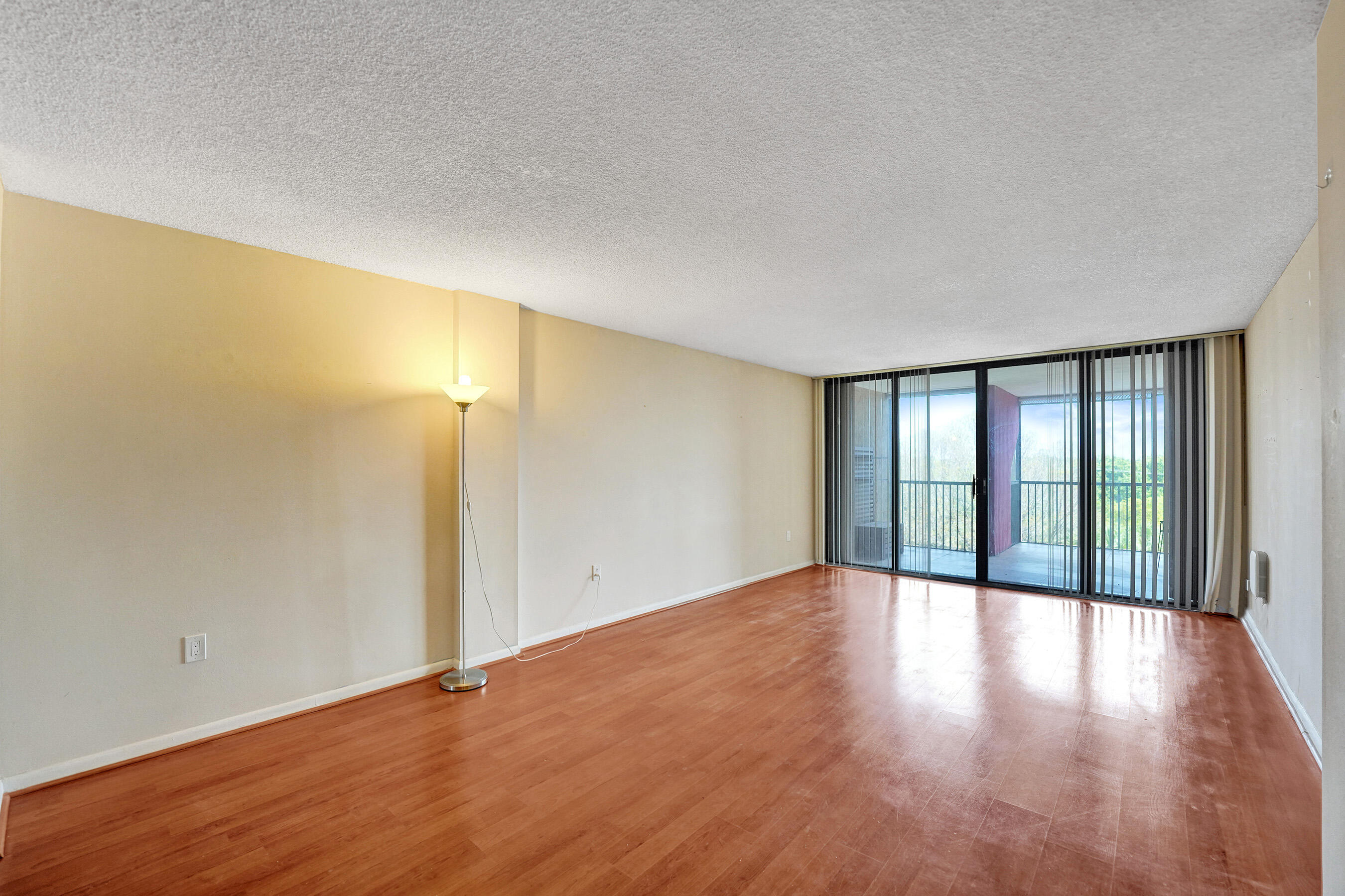 GRANDVIEW AT EMERALD HILLS CONDO - Residential