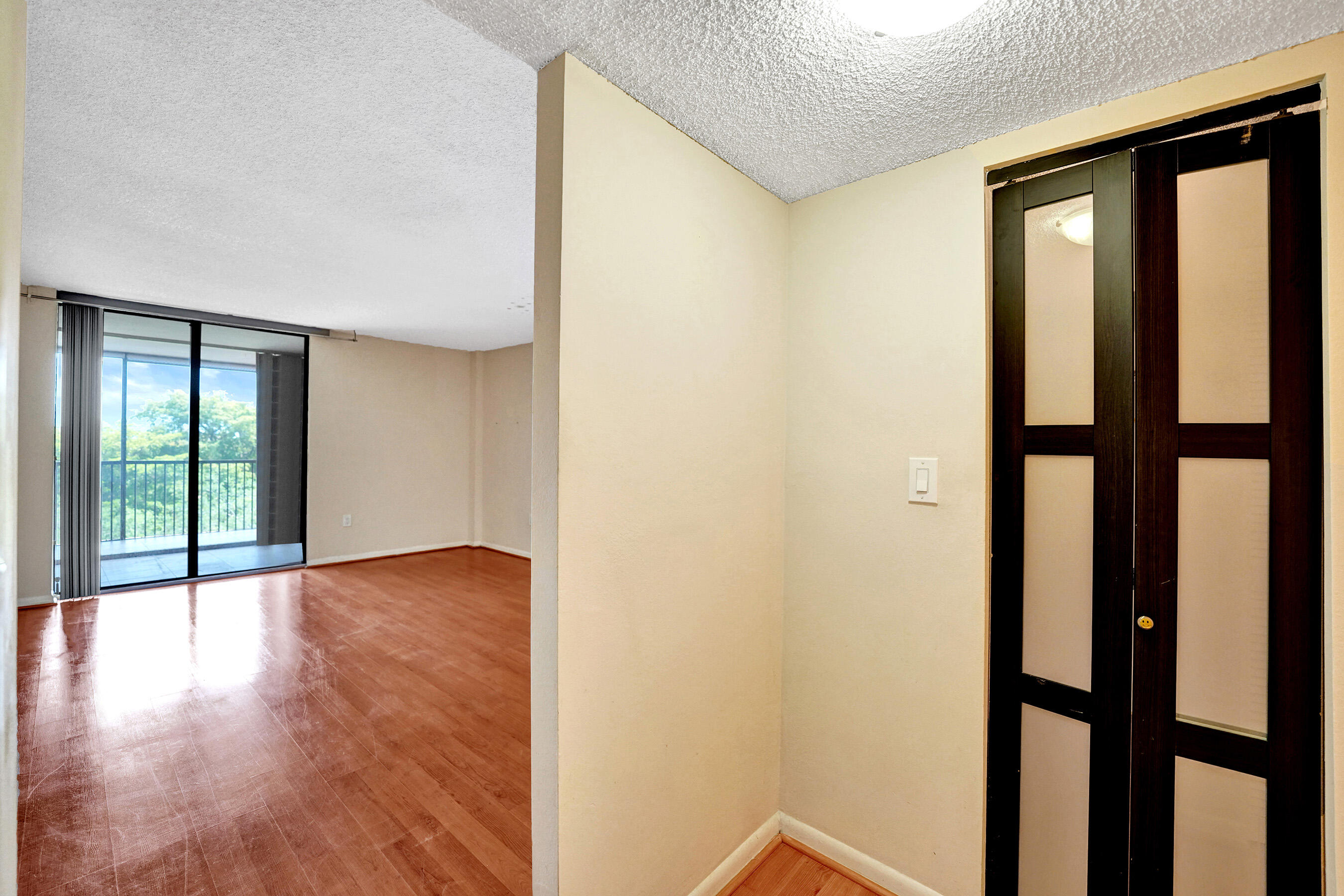 GRANDVIEW AT EMERALD HILLS CONDO - Residential