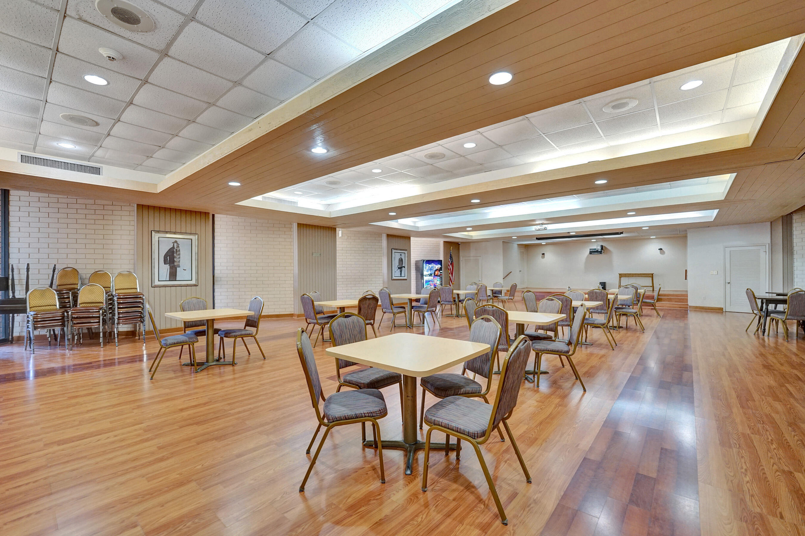 GRANDVIEW AT EMERALD HILLS CONDO - Residential
