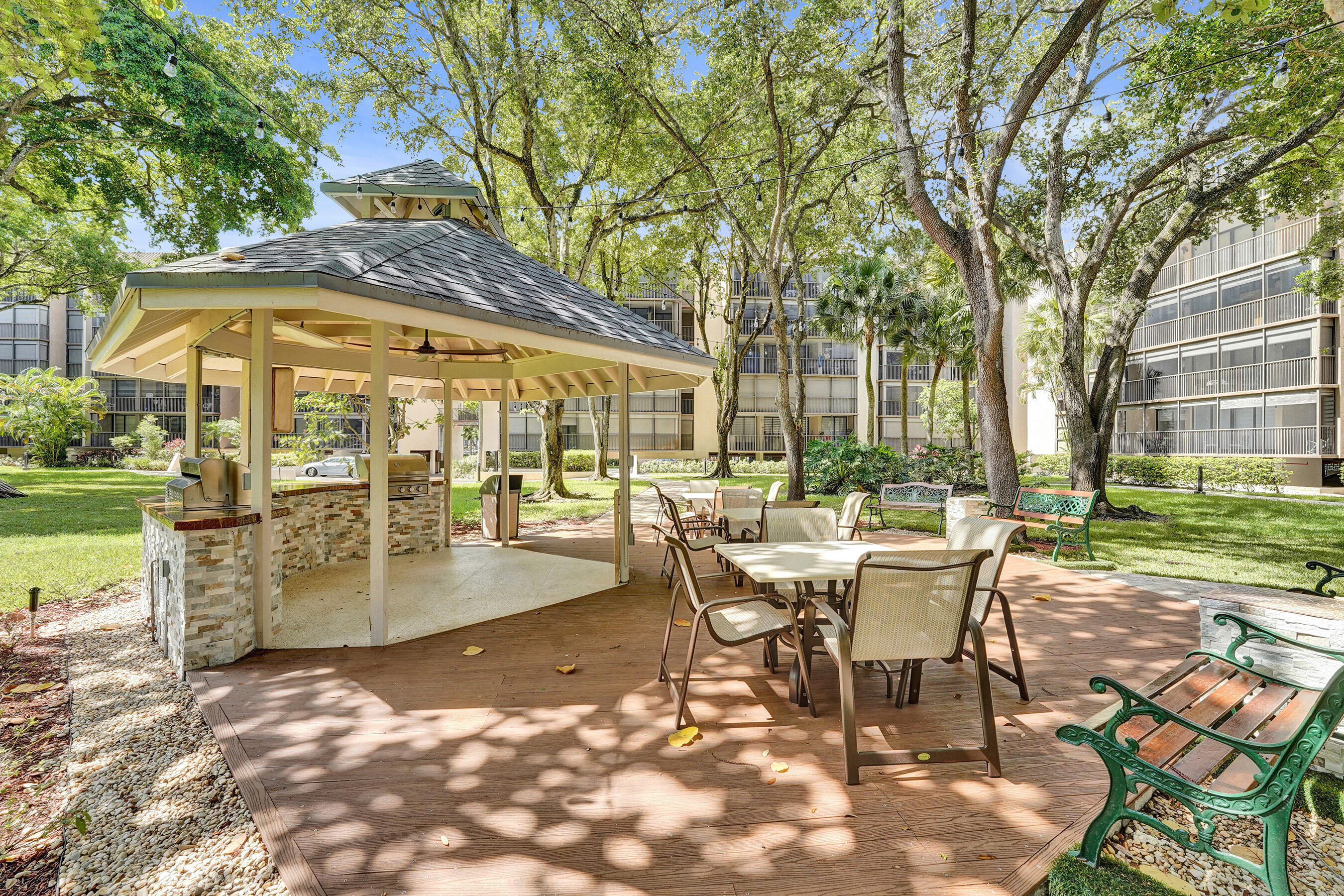 GRANDVIEW AT EMERALD HILLS CONDO - Residential