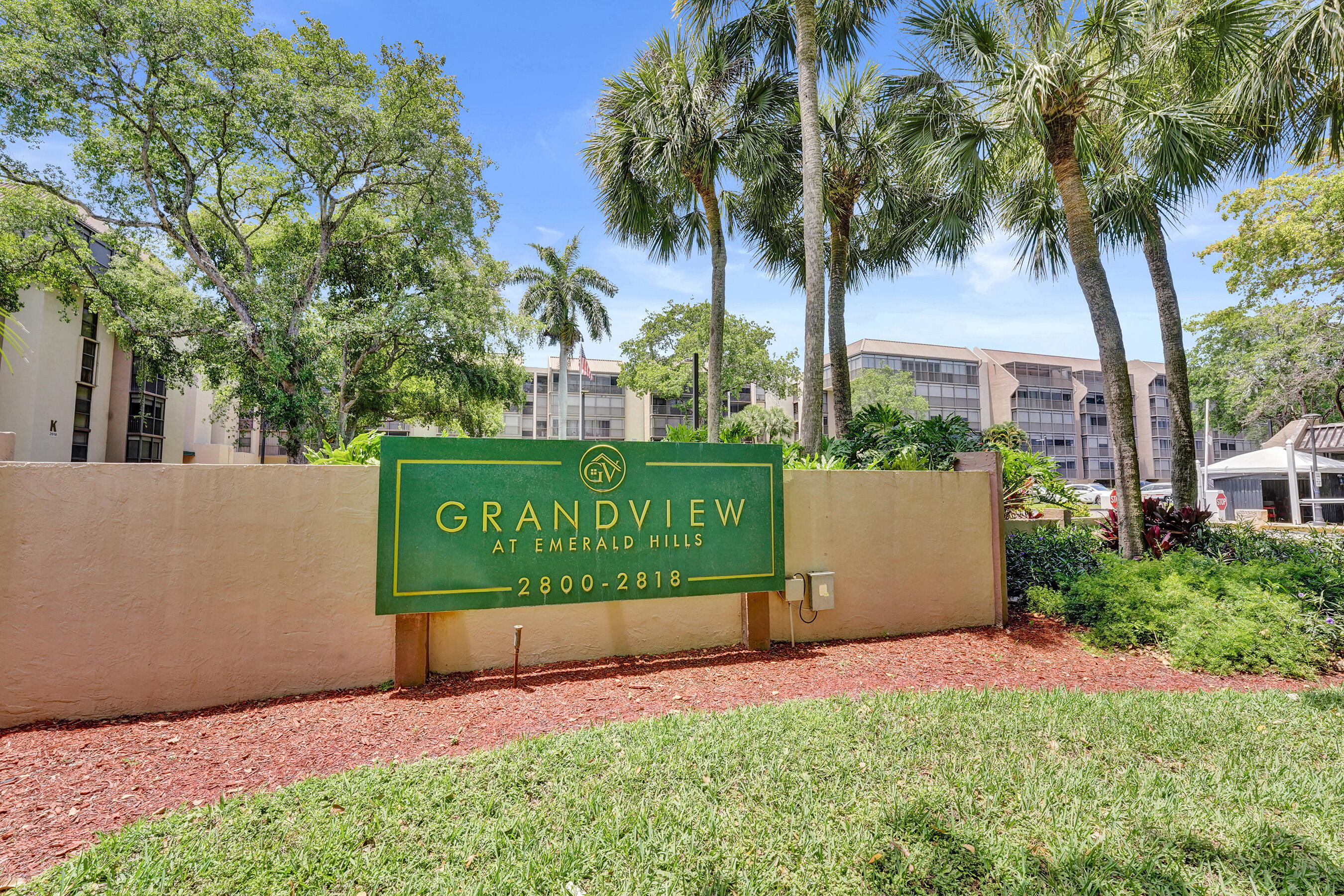 GRANDVIEW AT EMERALD HILLS CONDO - Residential