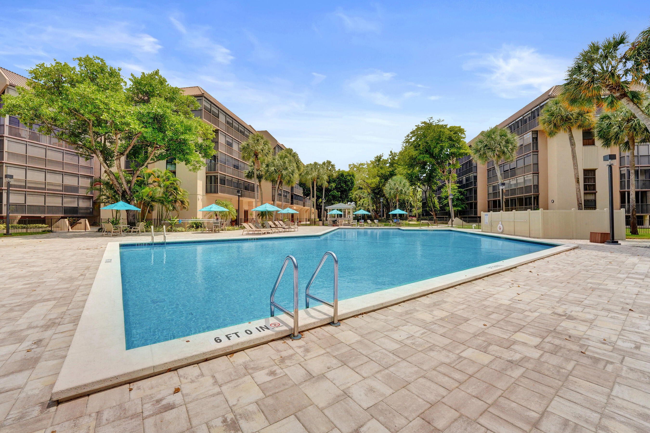GRANDVIEW AT EMERALD HILLS CONDO - Residential