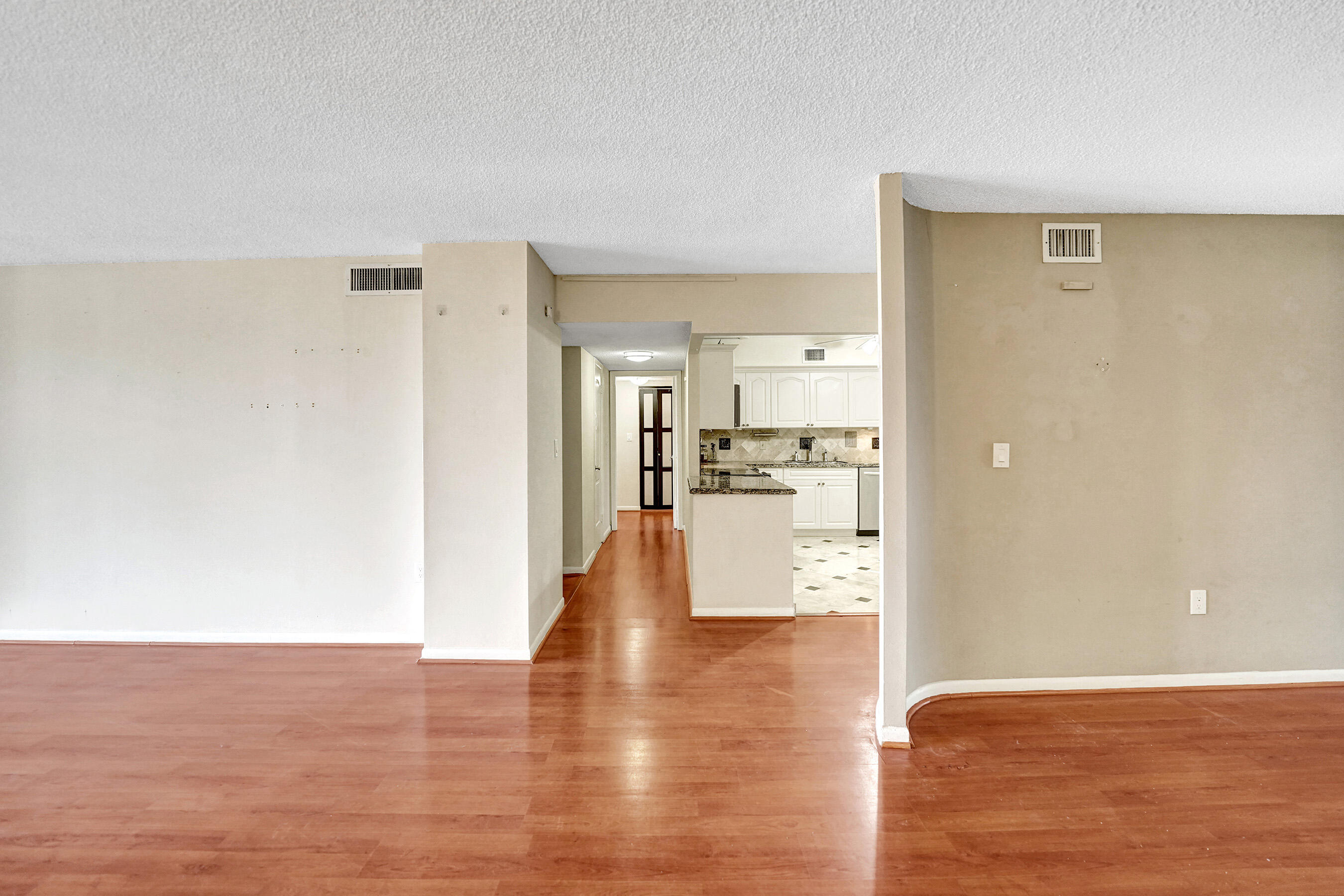 GRANDVIEW AT EMERALD HILLS CONDO - Residential