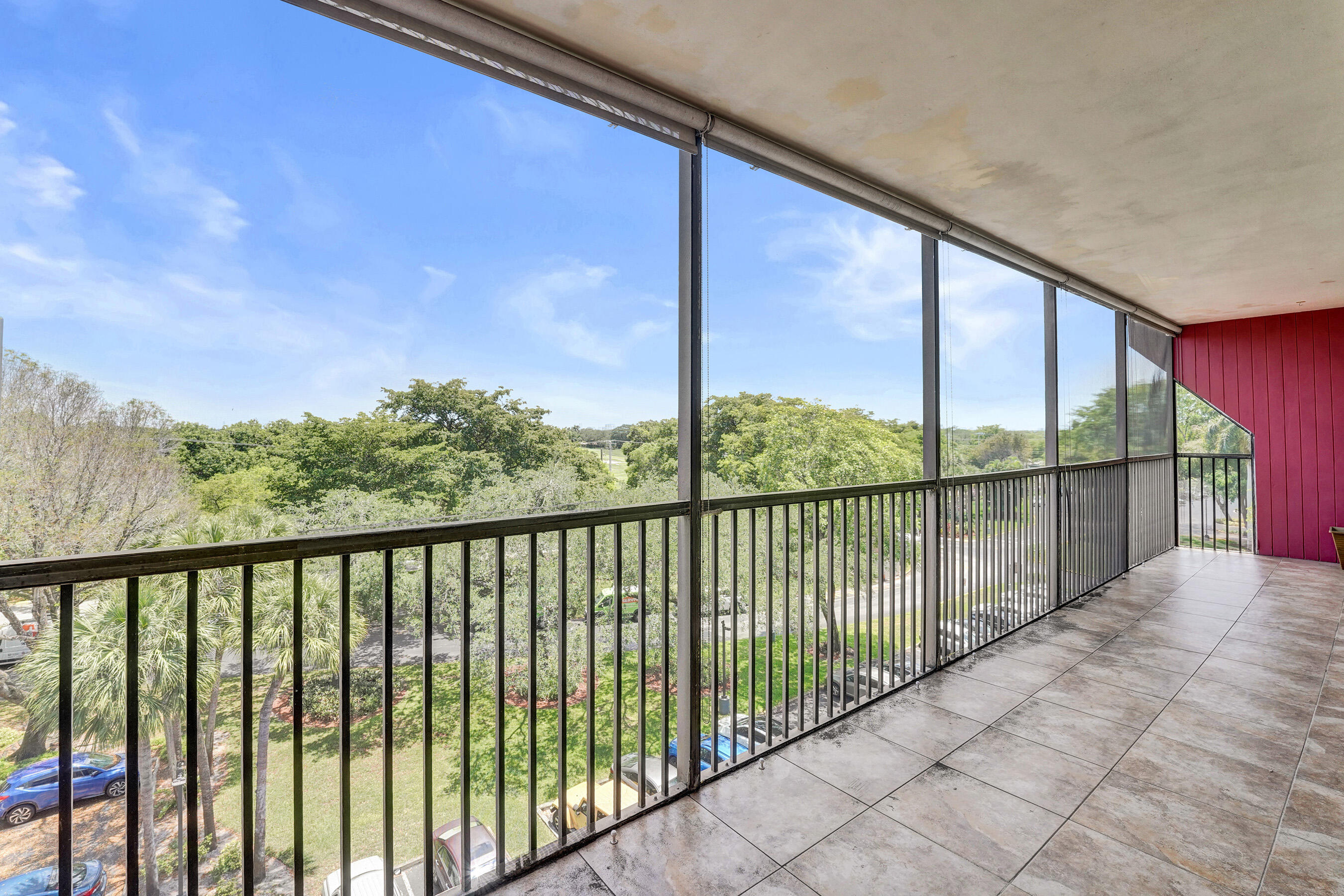 GRANDVIEW AT EMERALD HILLS CONDO - Residential