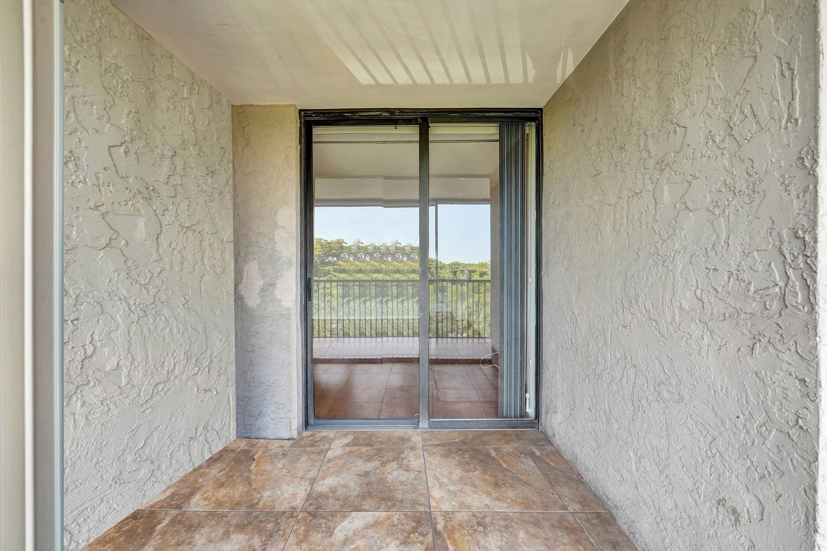 GRANDVIEW AT EMERALD HILLS CONDO - Residential