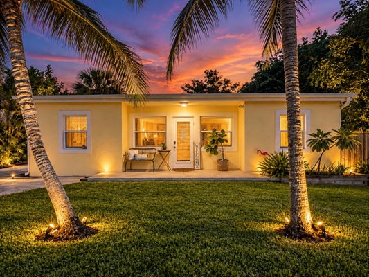 604 NW POINSETTIA ST, STUART, FL 34994 - Image e70ba4a4e2b79be5dcbf98cf1c30a203/2349206230