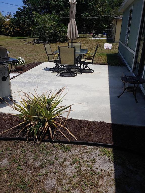 jr ashton sub division lot 14 - Residential