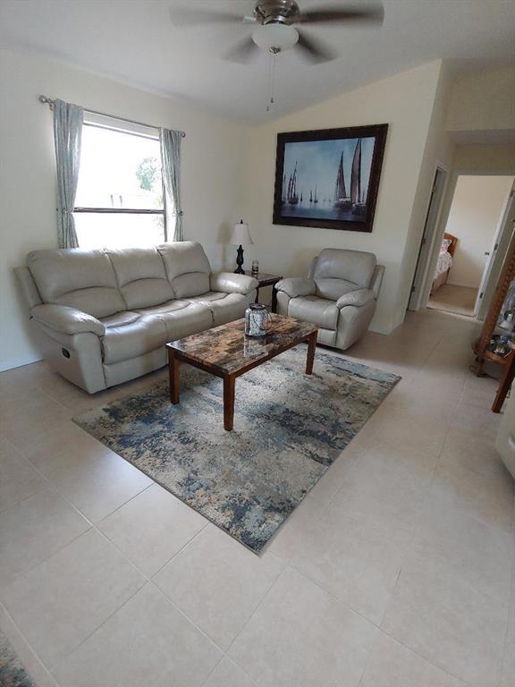 jr ashton sub division lot 14 - Residential