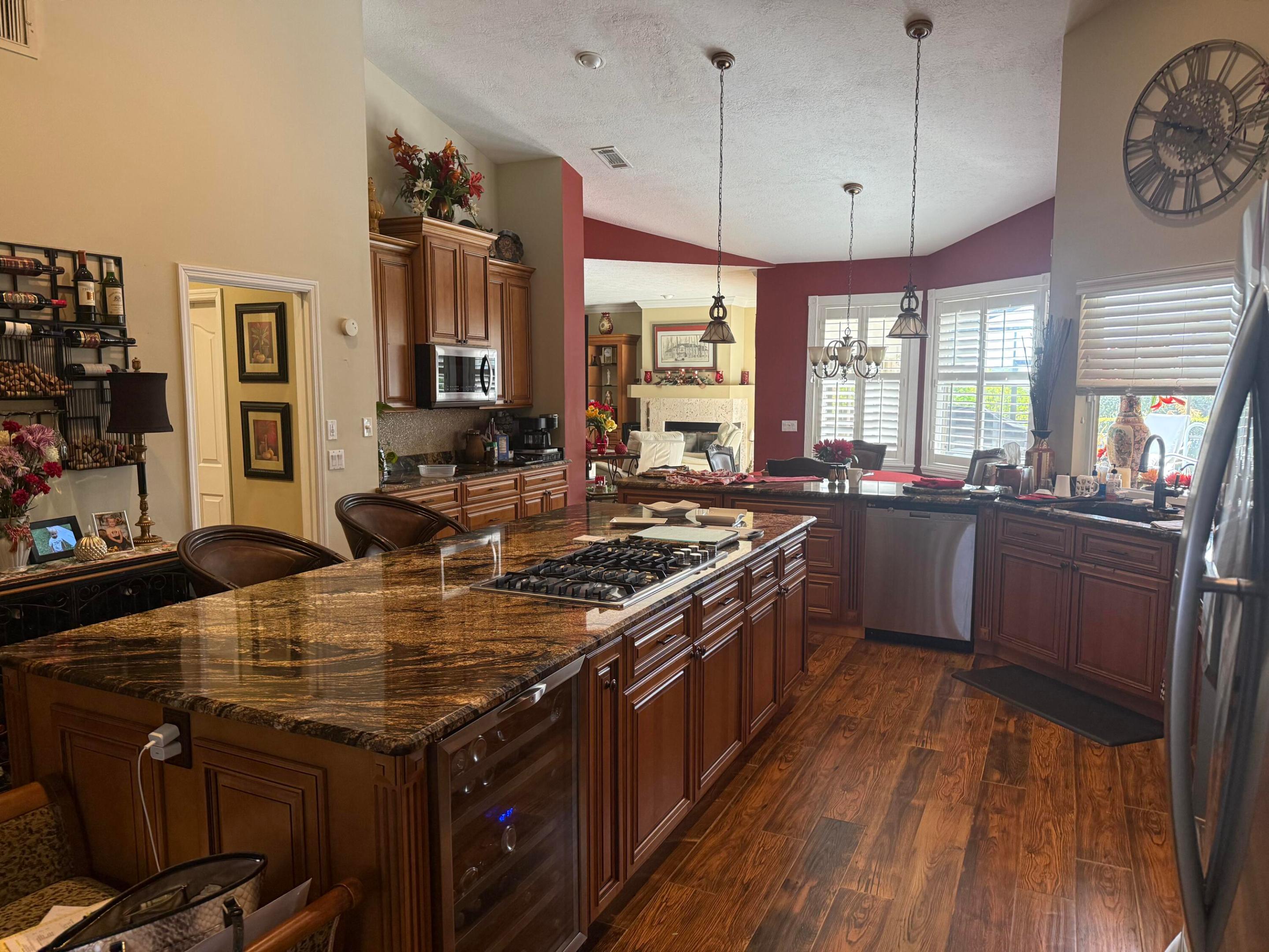 COUNTRY CLUB ESTATES PARCEL 8 PHASE 2 - Residential