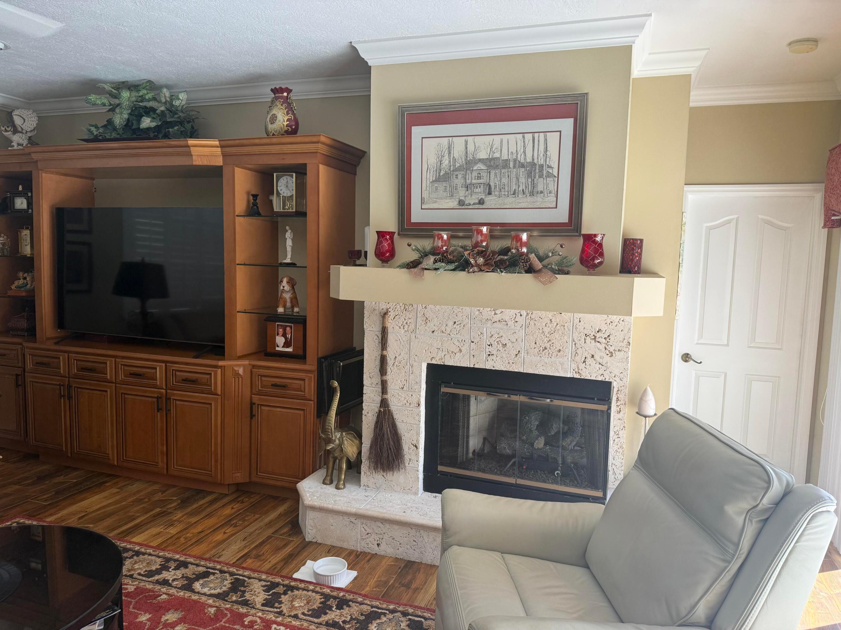 COUNTRY CLUB ESTATES PARCEL 8 PHASE 2 - Residential