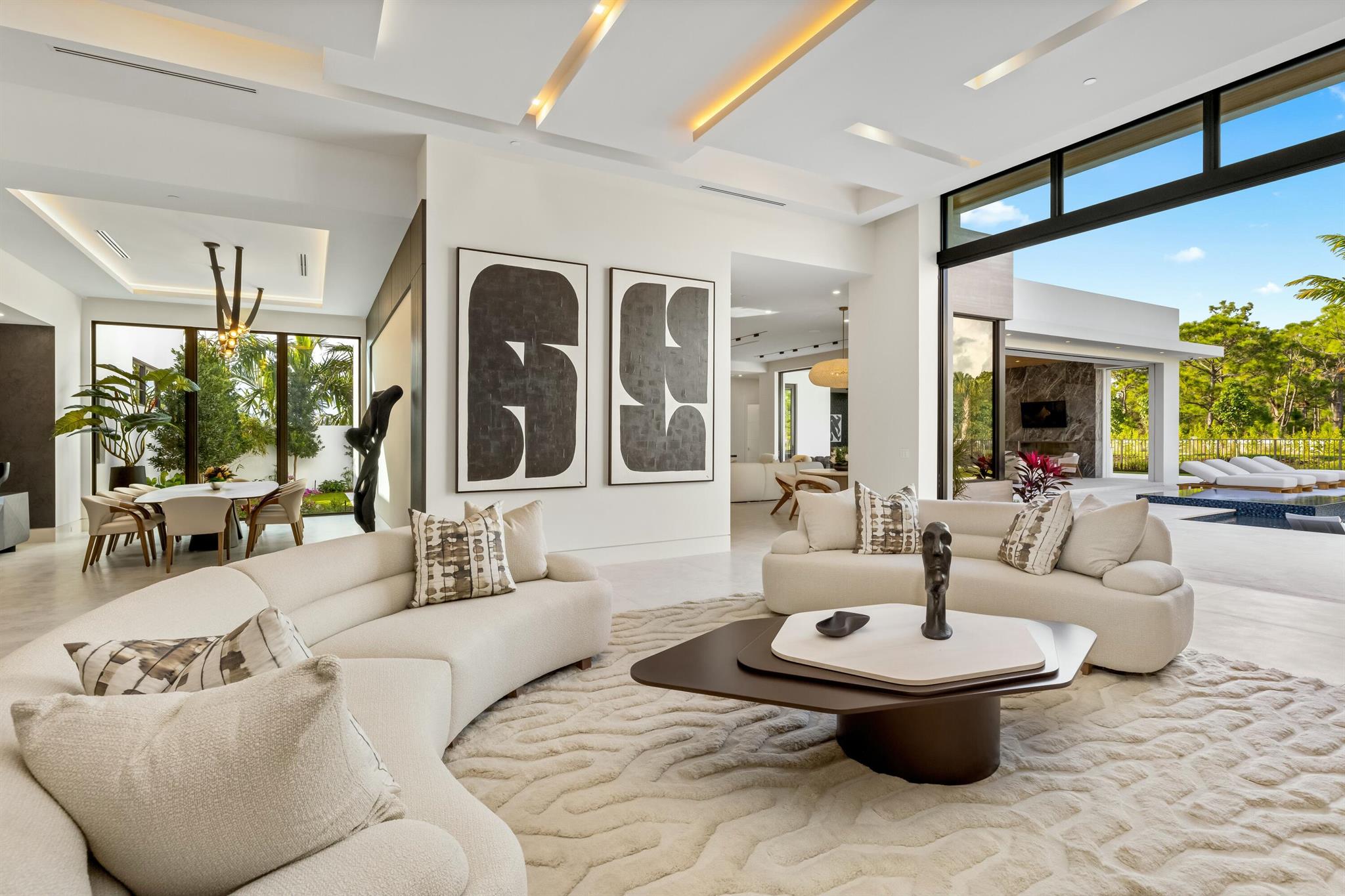 PANTHER NATIONAL AT AVENI - Residential