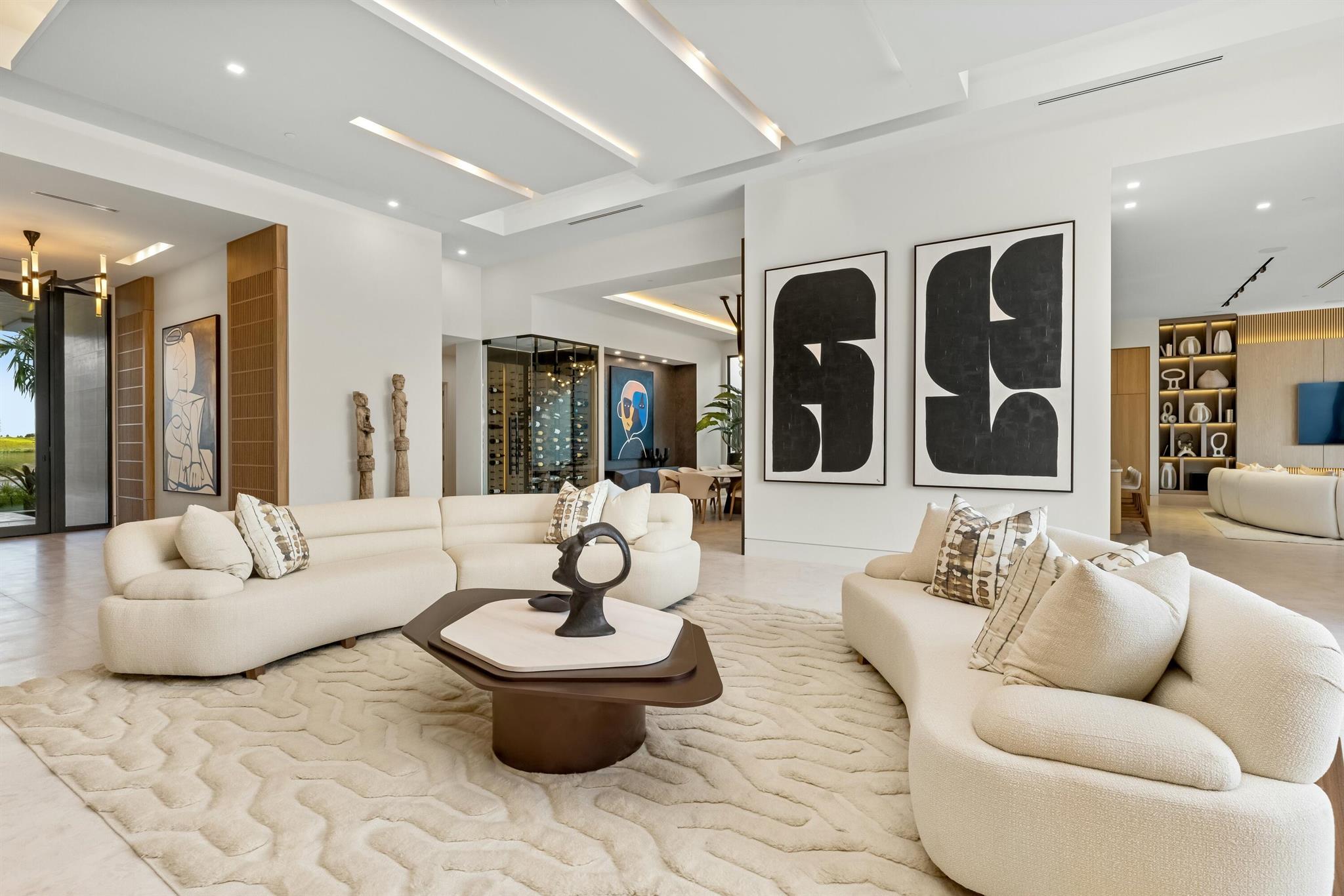 PANTHER NATIONAL AT AVENI - Residential