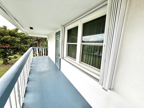 Tiny photo for 97 Harwood I #97, Deerfield Beach, FL 33442 (MLS # R11146875)