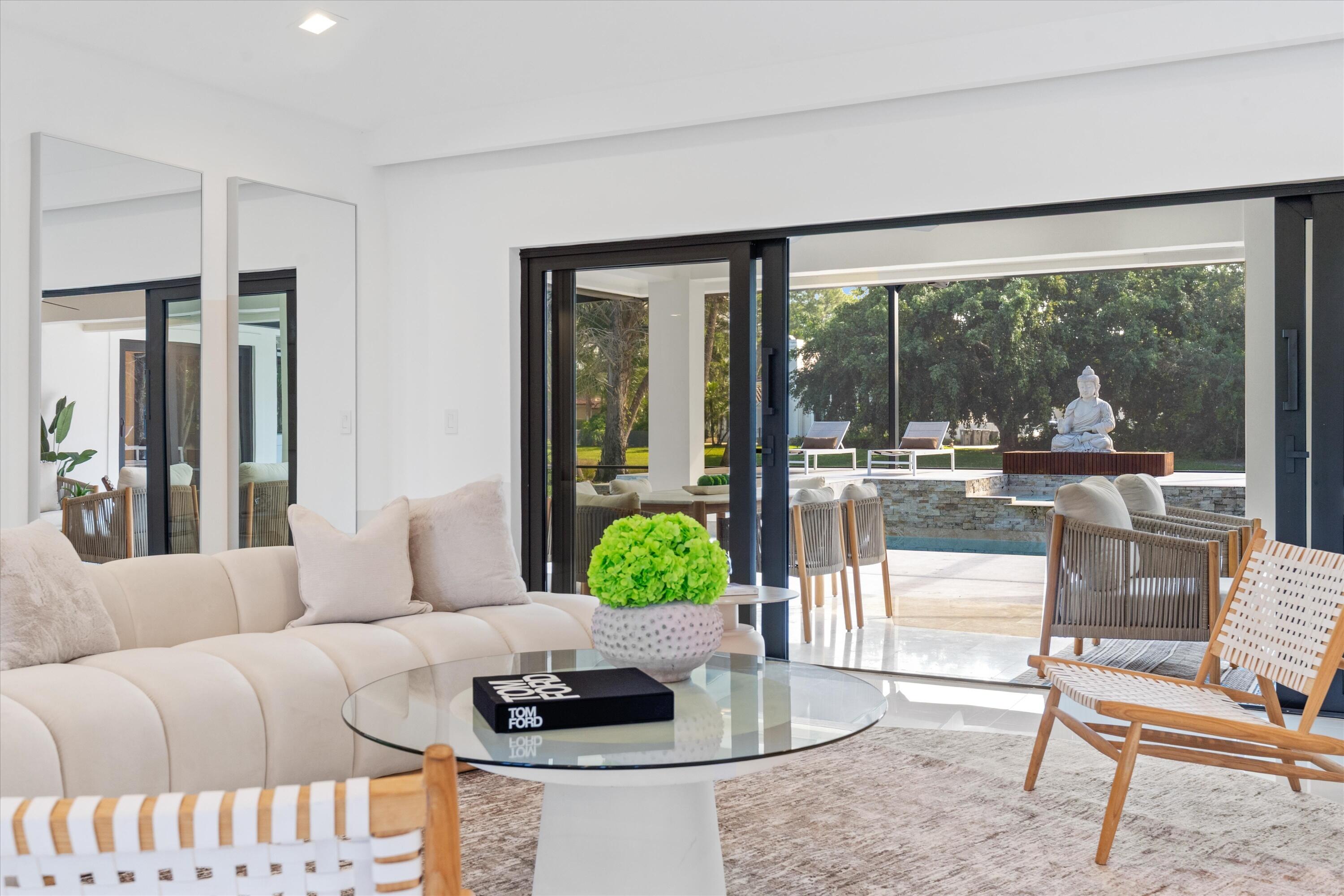 1648 Breakers West Boulevard