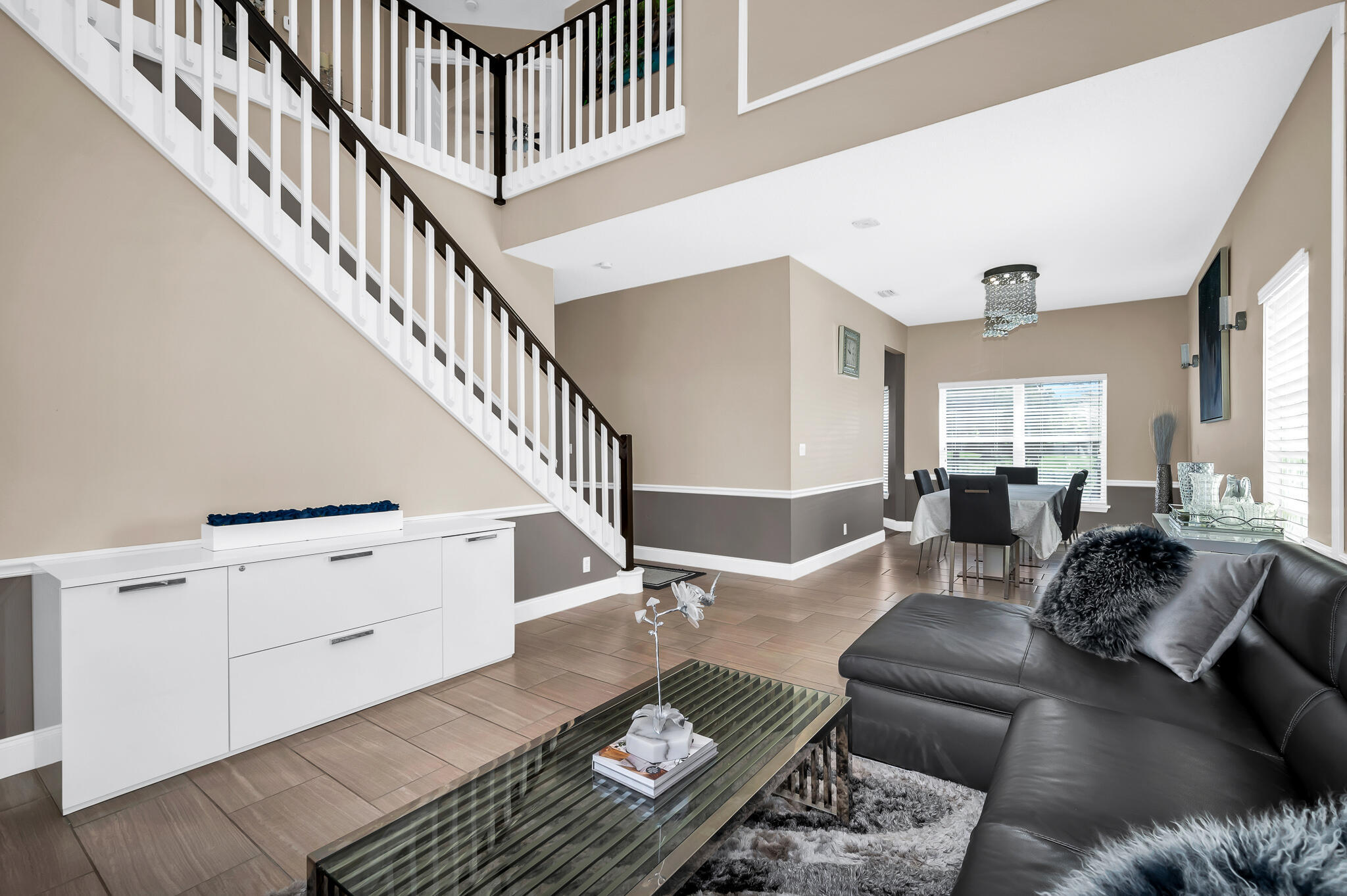 GATEWAY PALMS - Residential