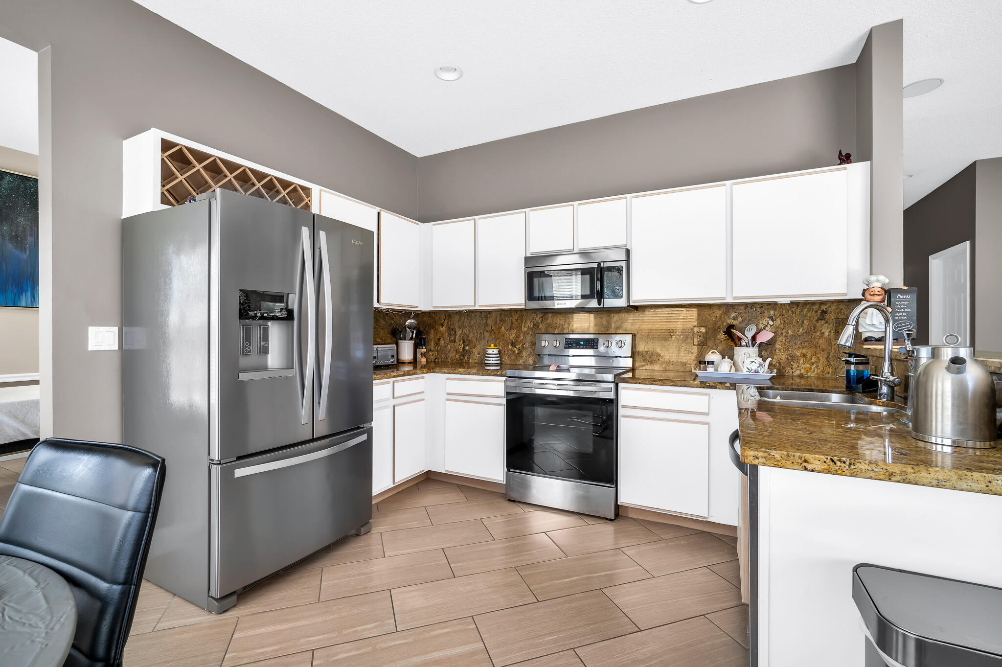 GATEWAY PALMS - Residential