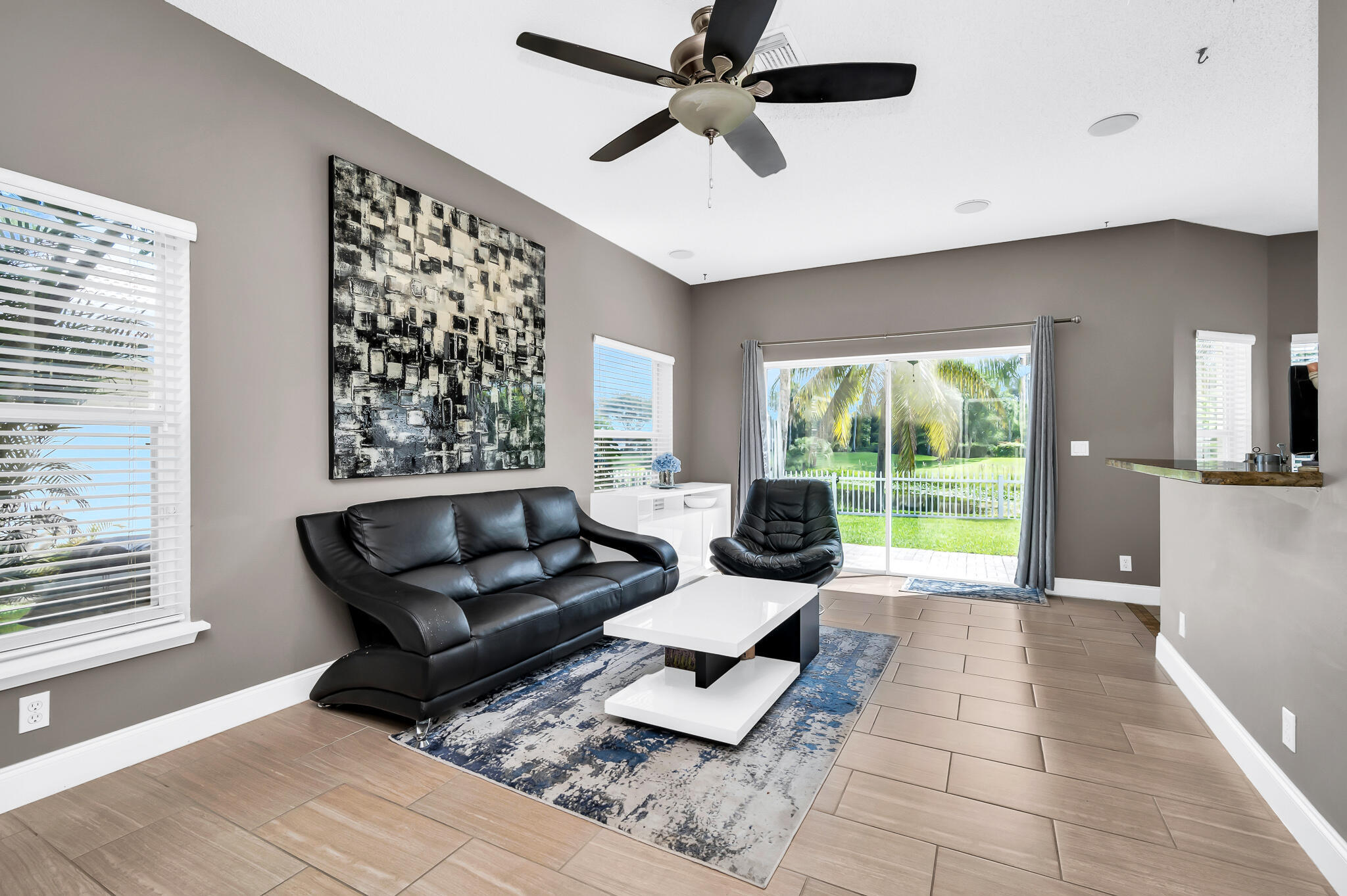 GATEWAY PALMS - Residential