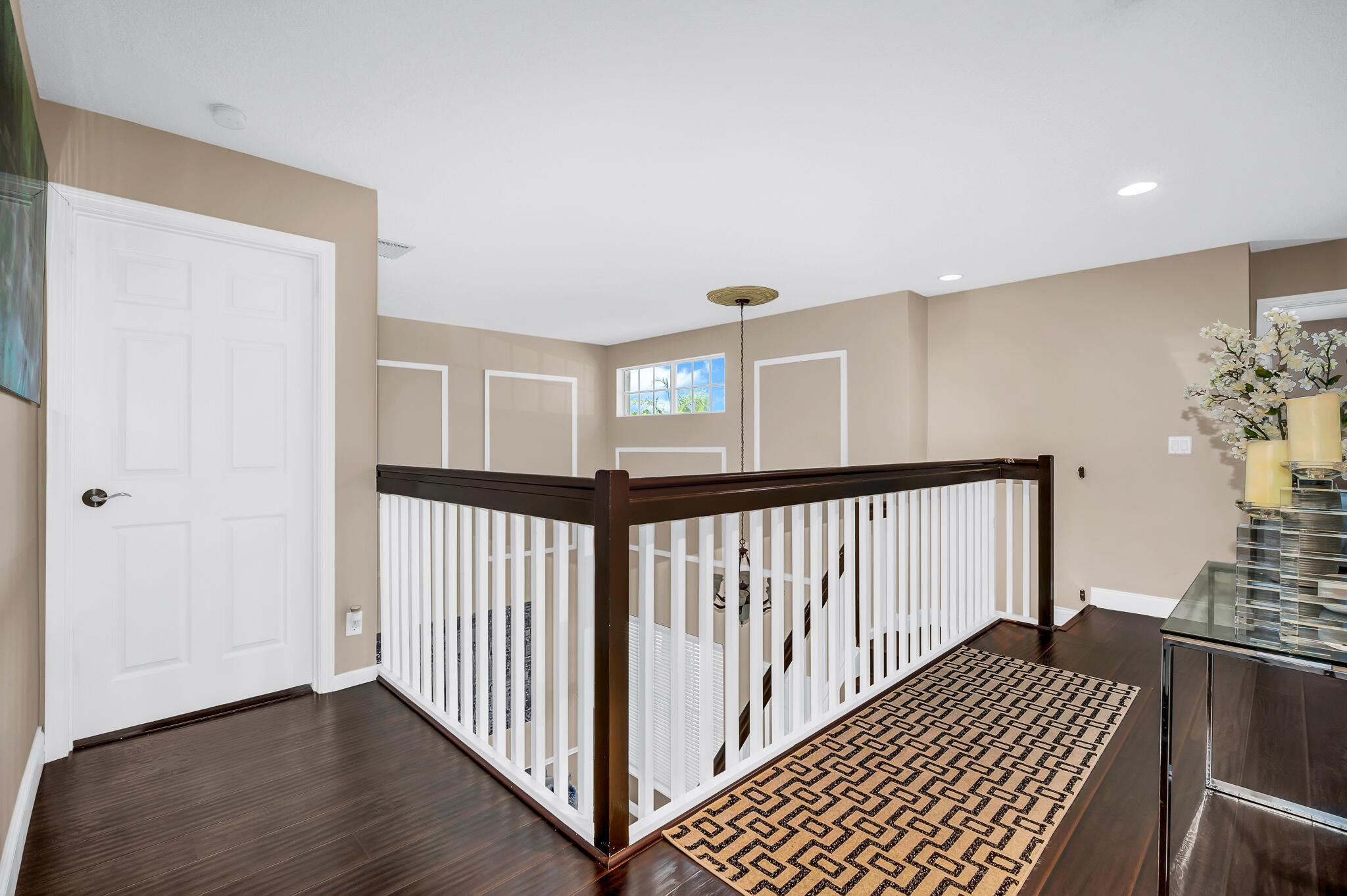 GATEWAY PALMS - Residential