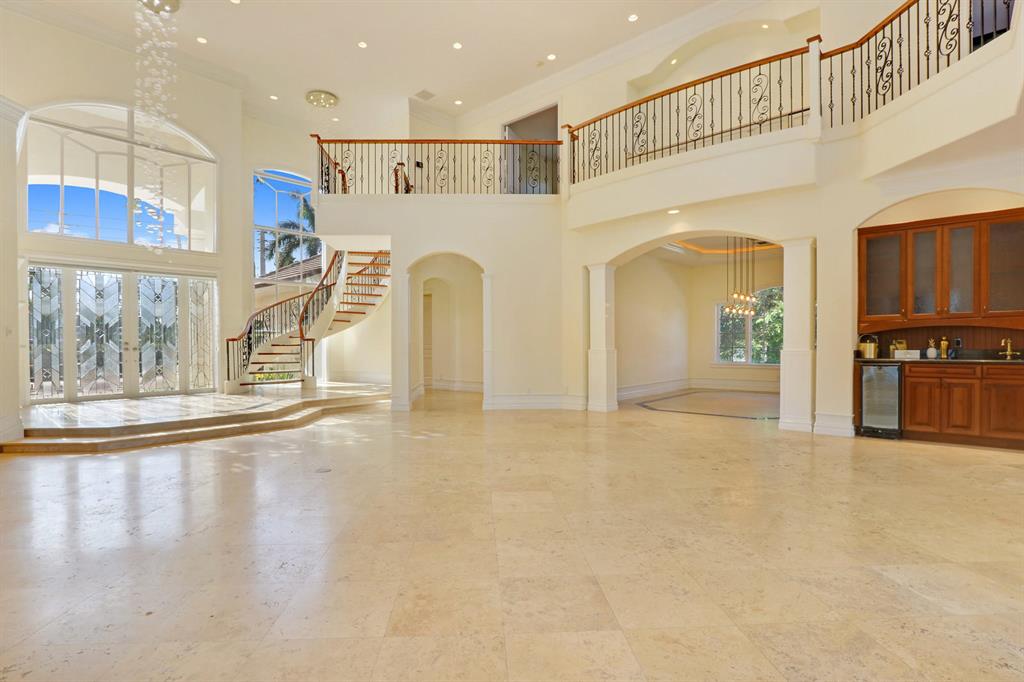 RIVERSIDE - Residential