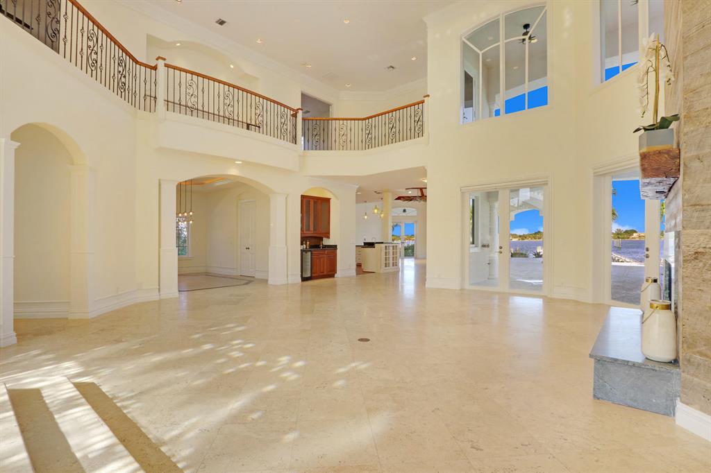 RIVERSIDE - Residential