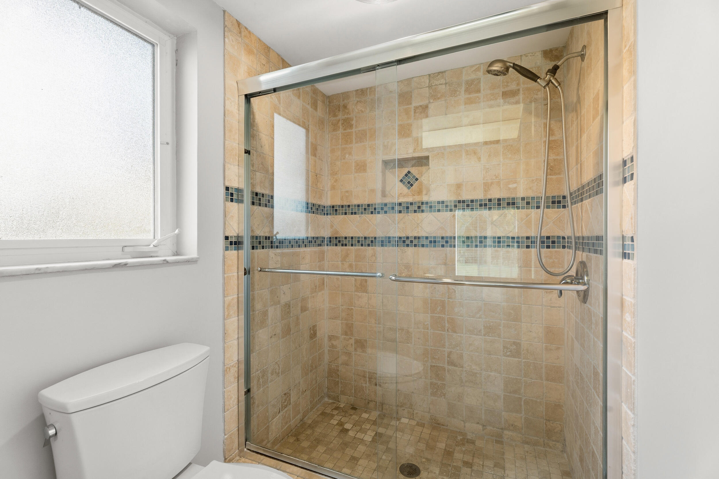 POINT MANALAPAN COTTAGE COLONY - Residential