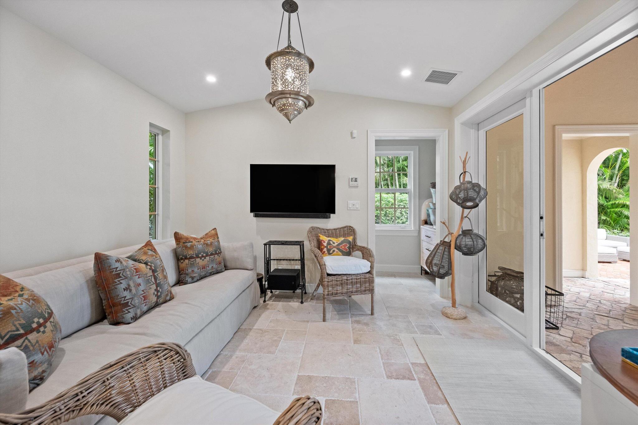 ARAVALE - Residential