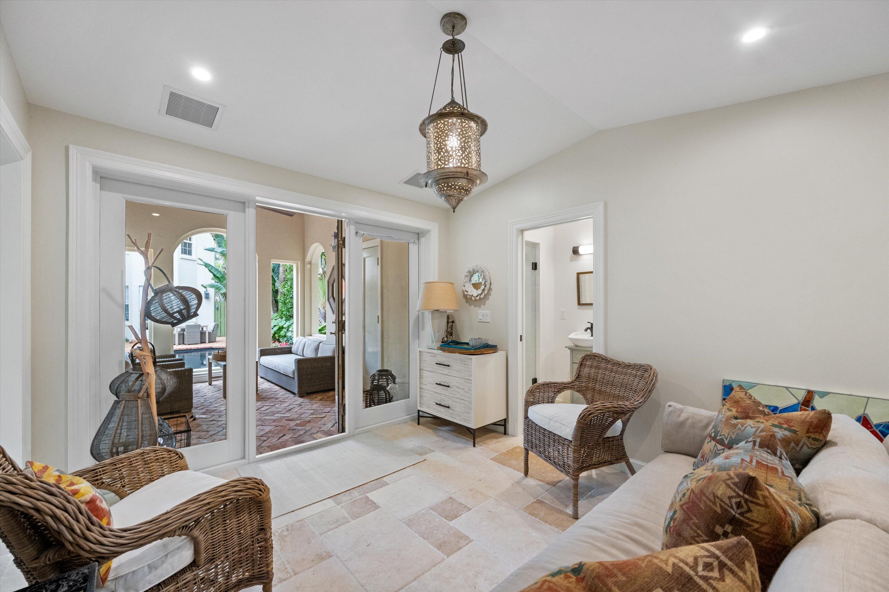 ARAVALE - Residential