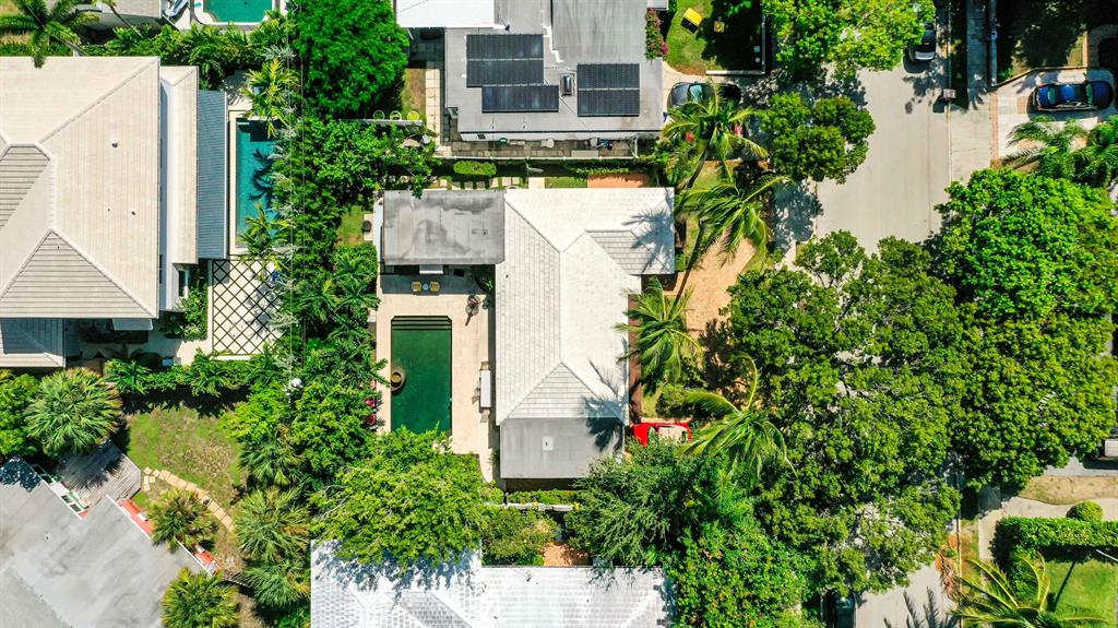 EDGEWATER - Residential