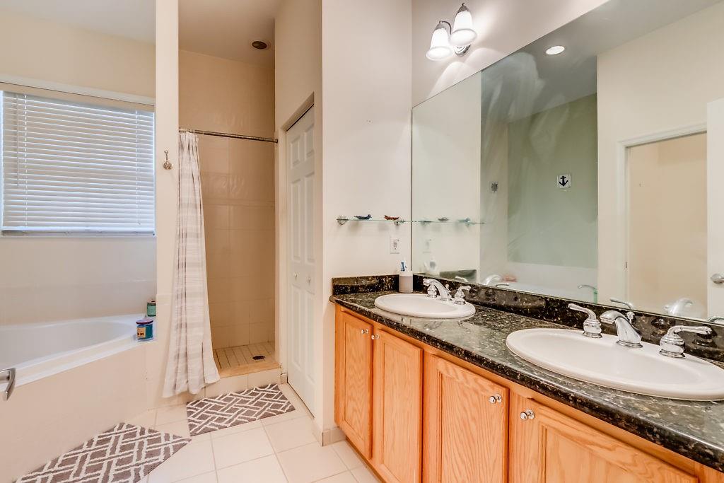 Oak Hammock - Residential