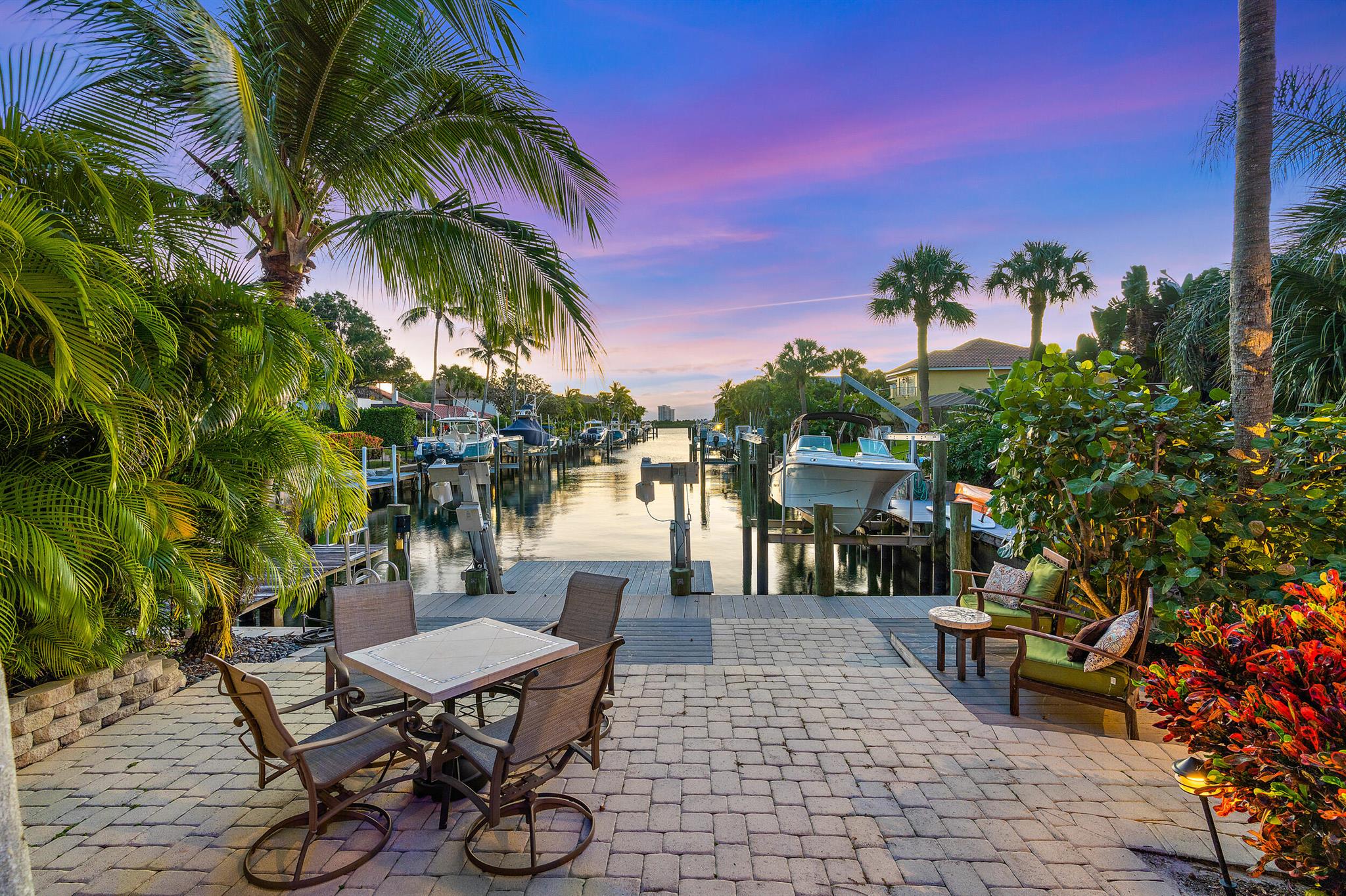 PALM BEACH LAKE WORTH EST - Residential