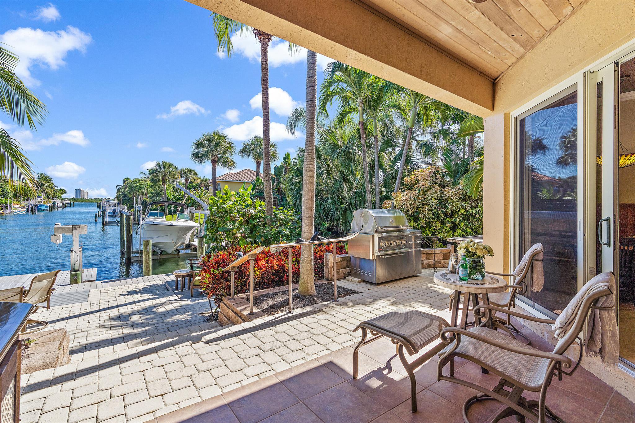 PALM BEACH LAKE WORTH EST - Residential