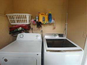 RIVERSIDE ESTATES - Residential