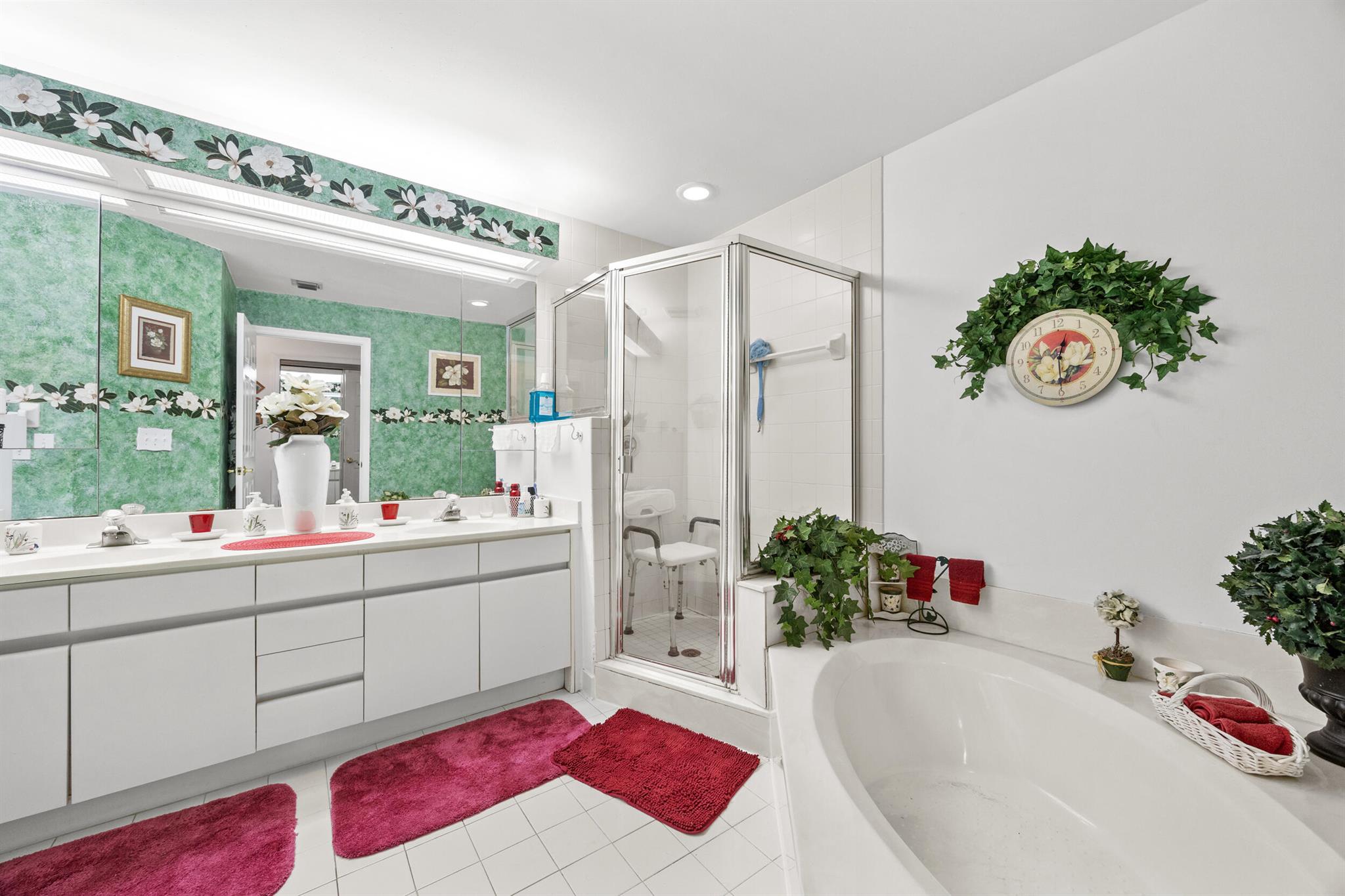 ST ANDREWS GLEN CONDO - Residential