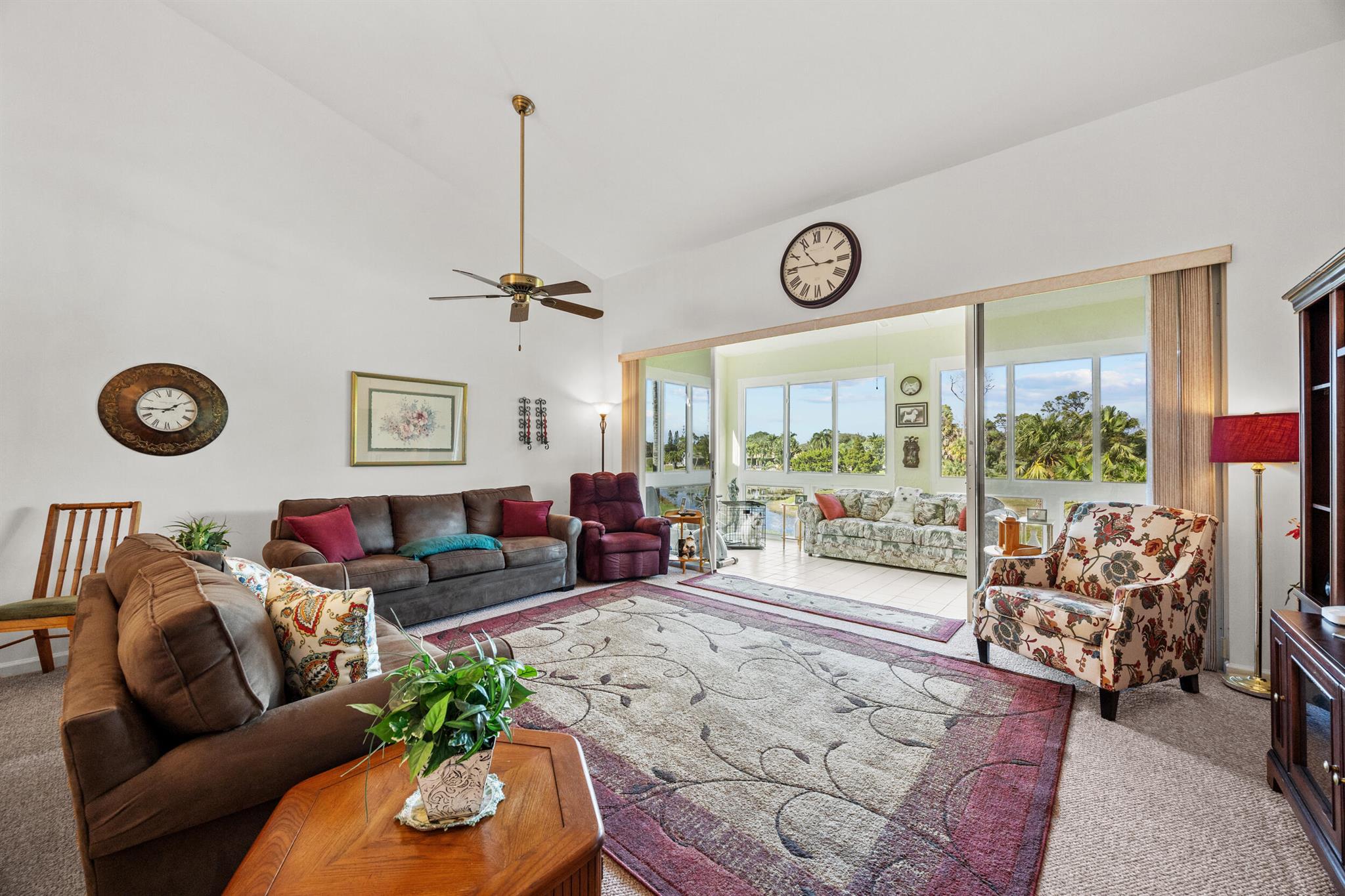 ST ANDREWS GLEN CONDO - Residential