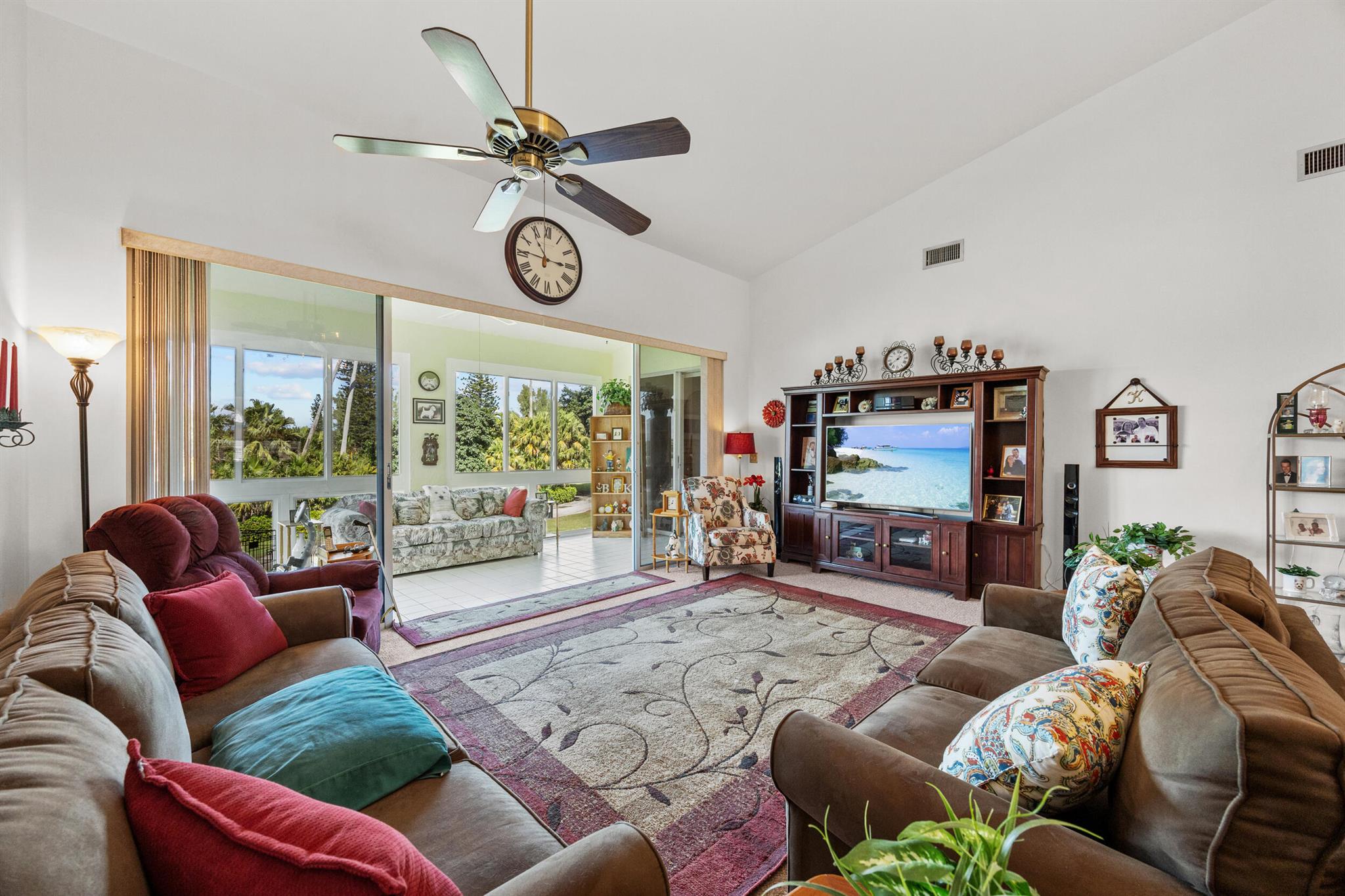 ST ANDREWS GLEN CONDO - Residential