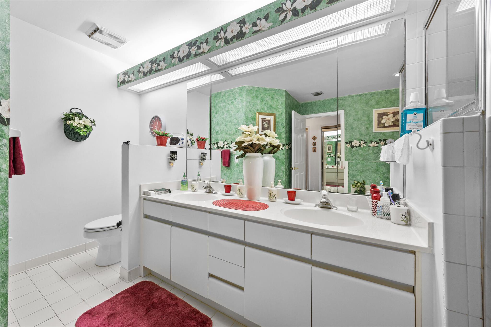 ST ANDREWS GLEN CONDO - Residential