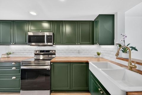 2707 NE 14th St Causeway 401 Pompano Beach FL 33062